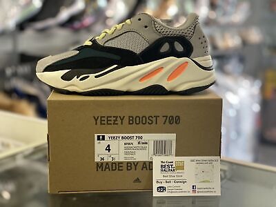 Adidas Yeezy 700 Wave Runner Size 4Y