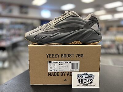 Adidas Yeezy Boost 700 V2 Tephra Size 7.5