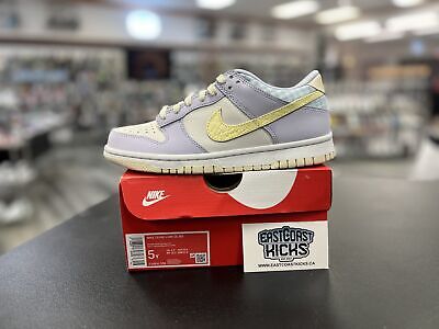 Nike Dunk Low SE Easter Size 5Y