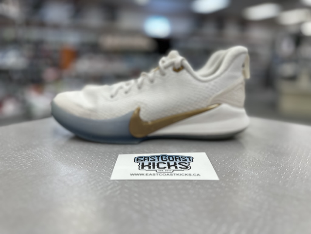 Preowned Nike Kobe Mamba Focus Metallic Gold Size 5.5Y
