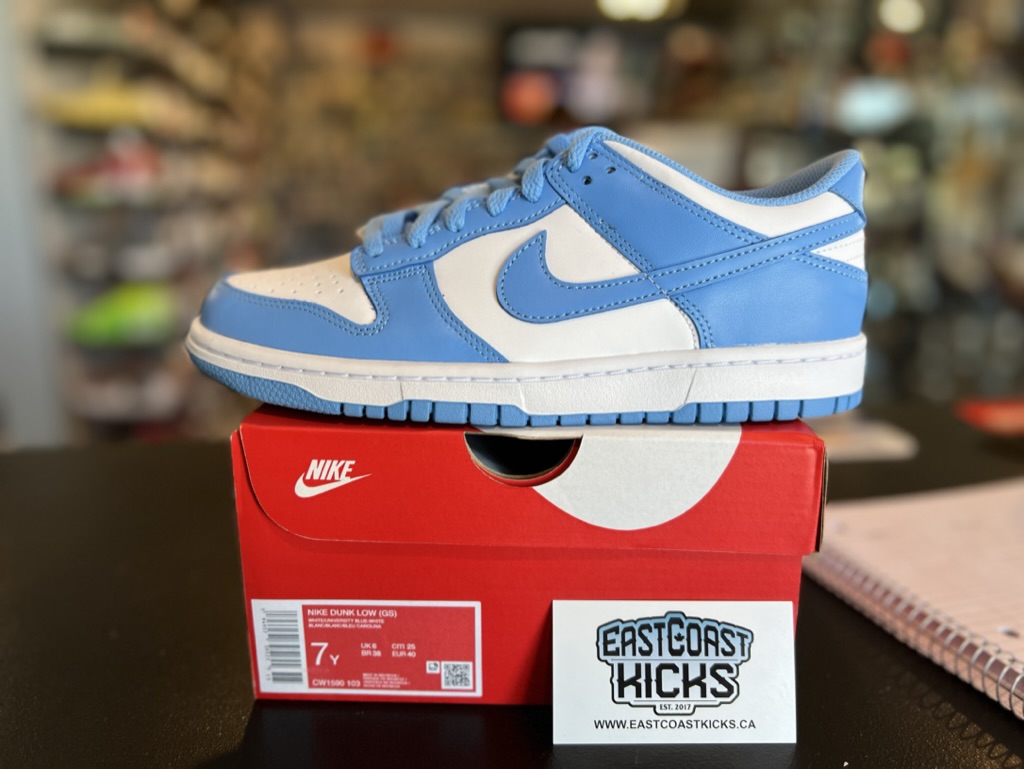 Nike Dunk Low UNC Size 7Y