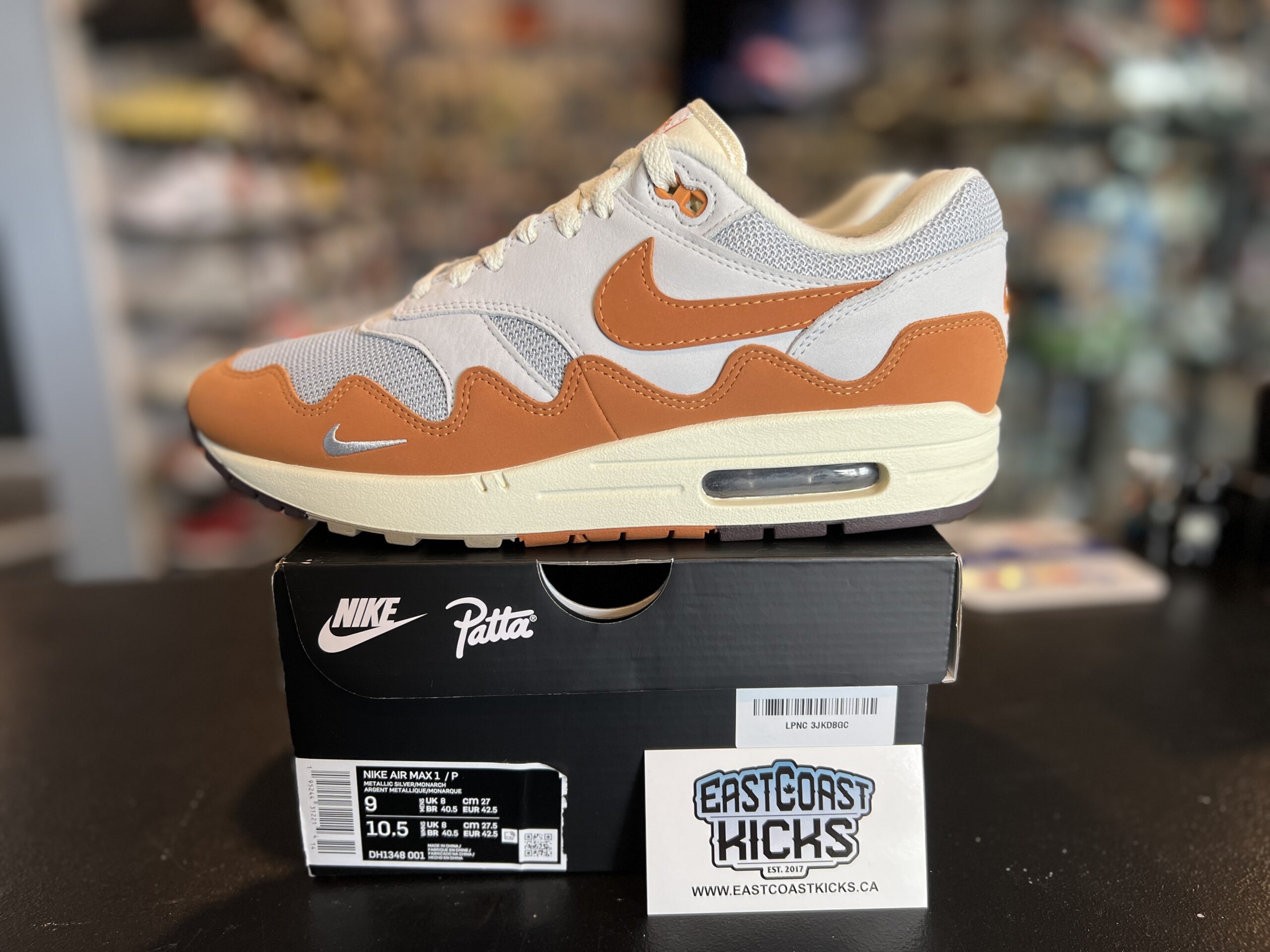 Preowned Nike Air Max 1 Patta Waves Monarch (with Bracelet) Size 9