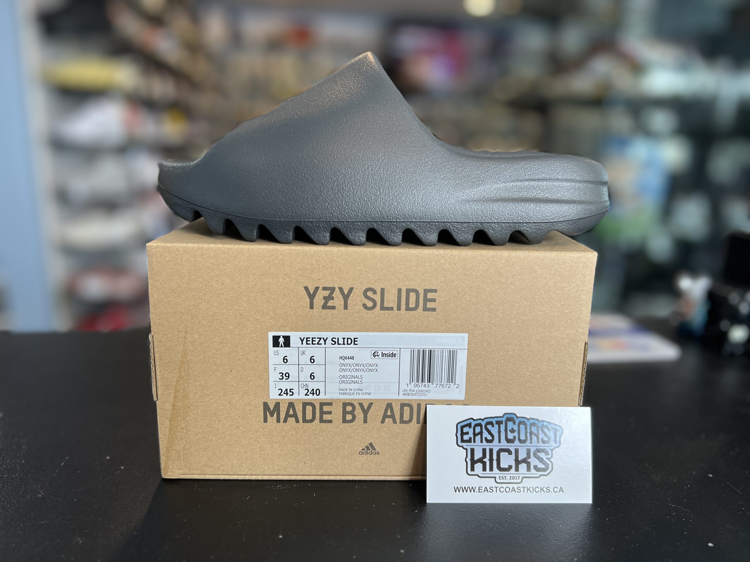 Adidas Yeezy Slide Onyx Size 6