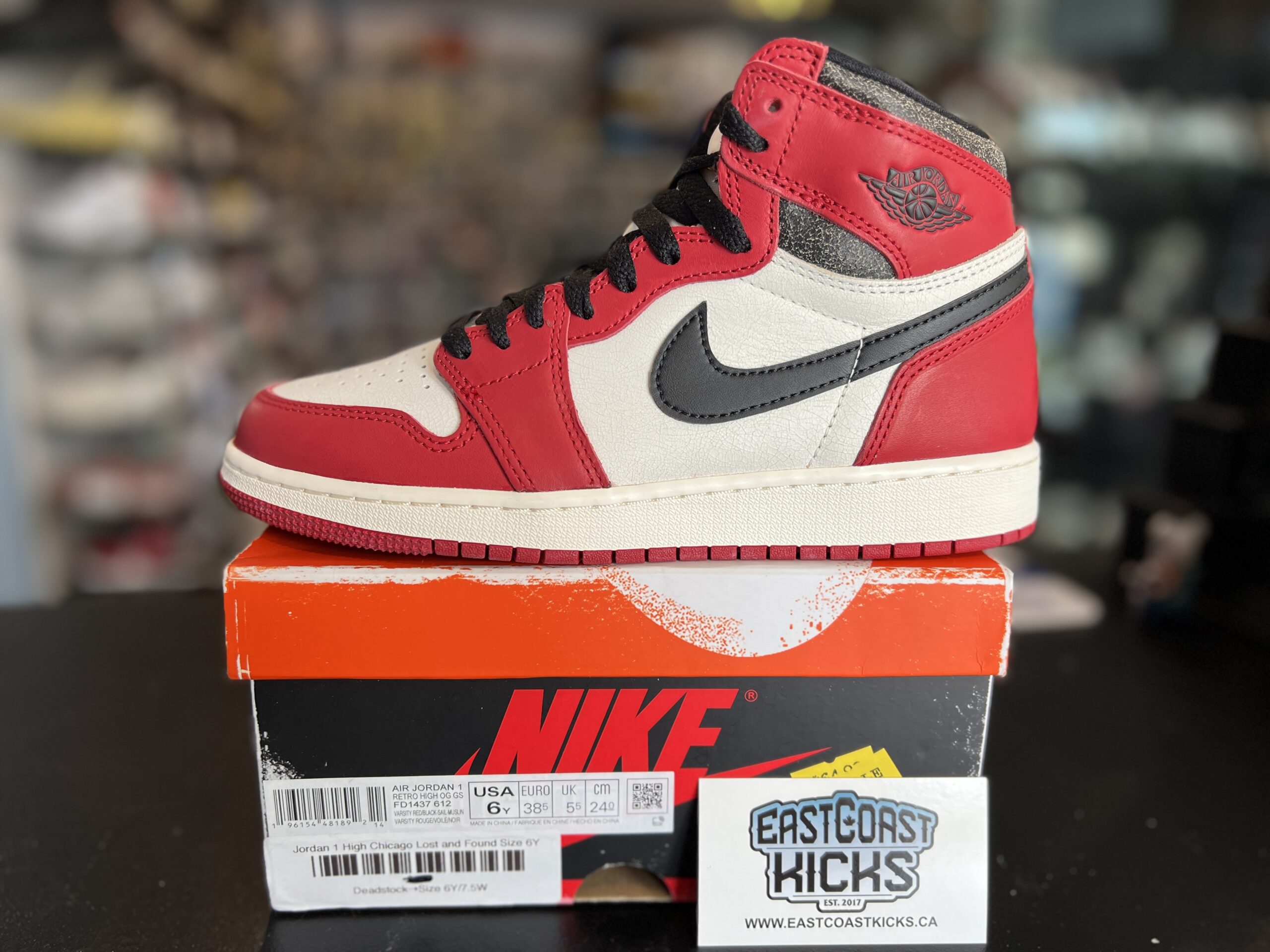 Jordan 1 Retro High OG Chicago Lost and Found Size 6Y