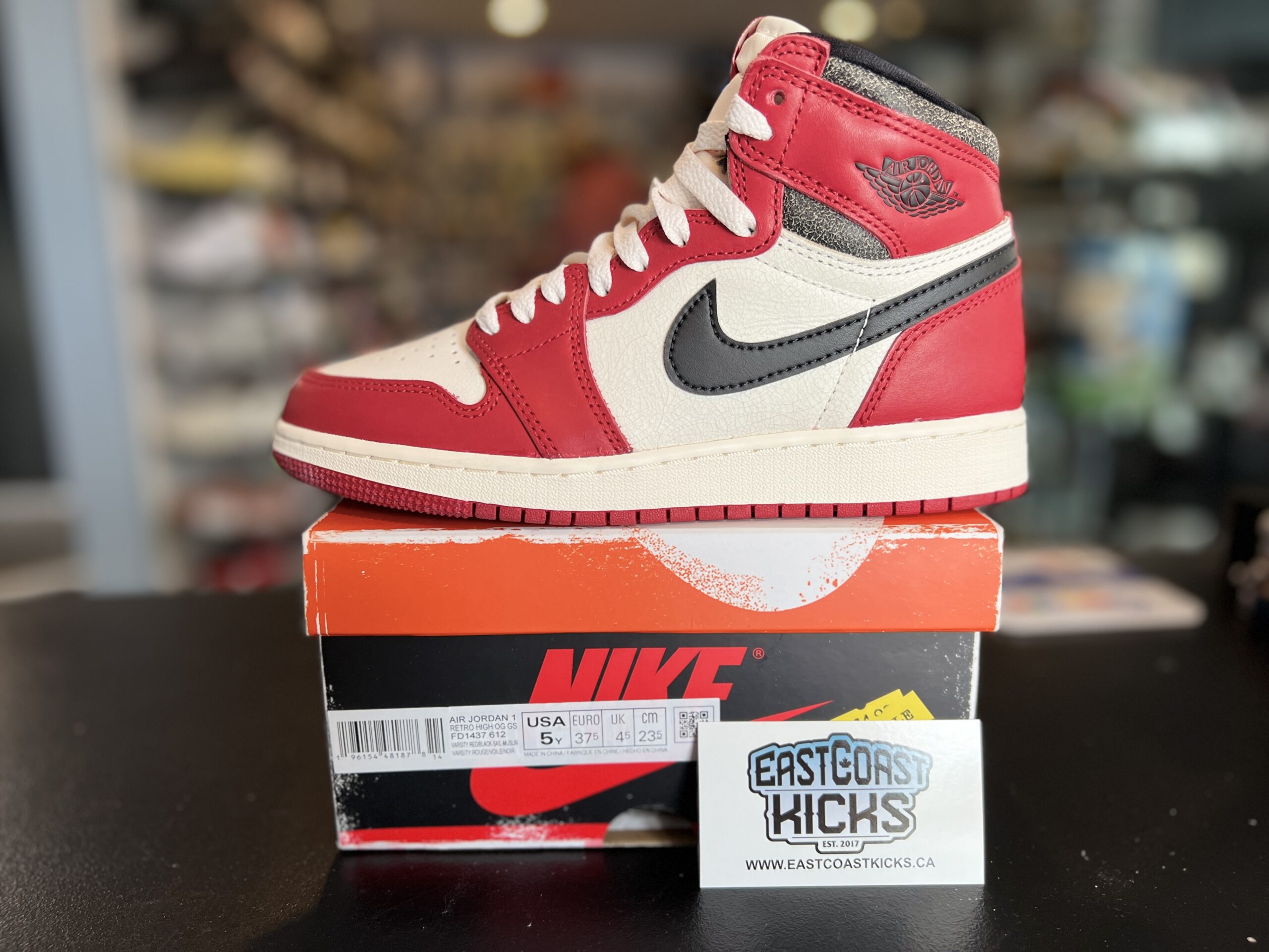 Jordan 1 Retro High OG Chicago Lost and Found Size 5Y