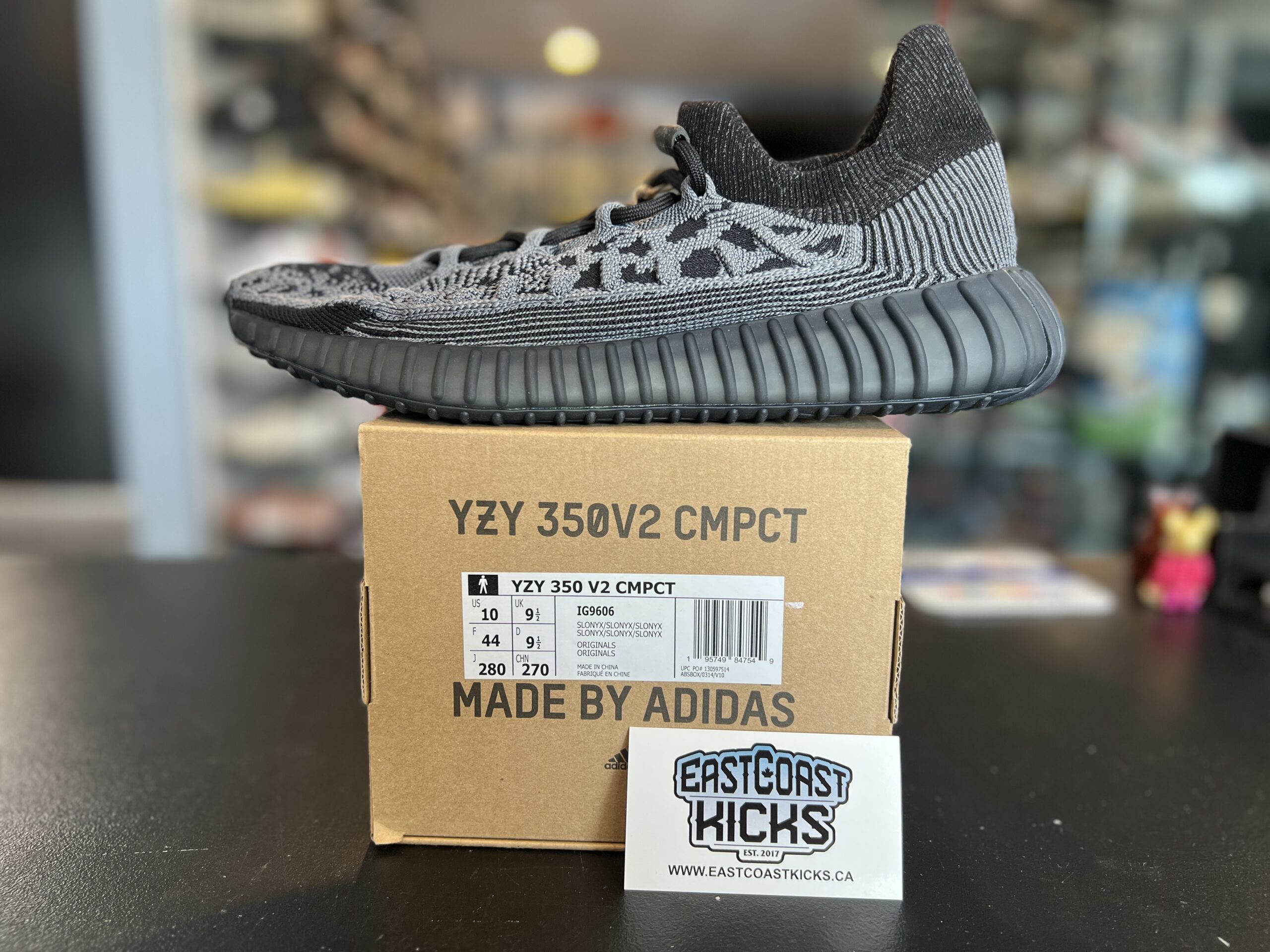 Adidas Yeezy 350 V2 CMPCT Slate Onyx Size 10