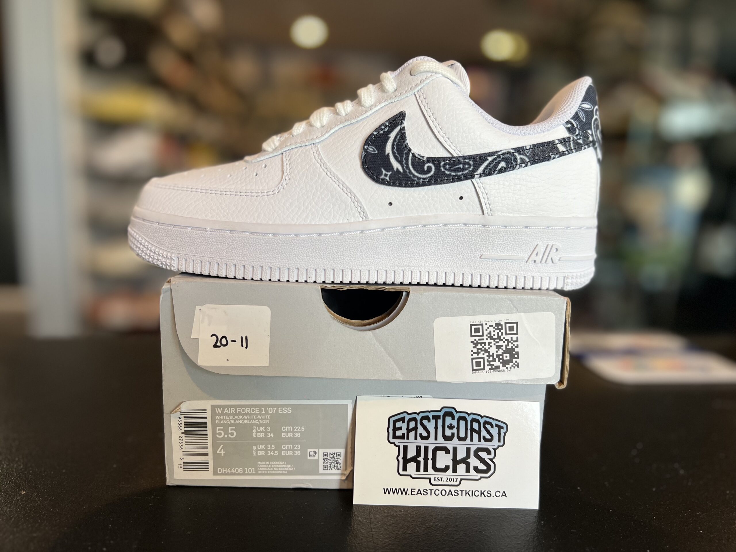 Nike Air Force 1 Low ’07 Essential White Black Paisley Size 5.5w/4Y