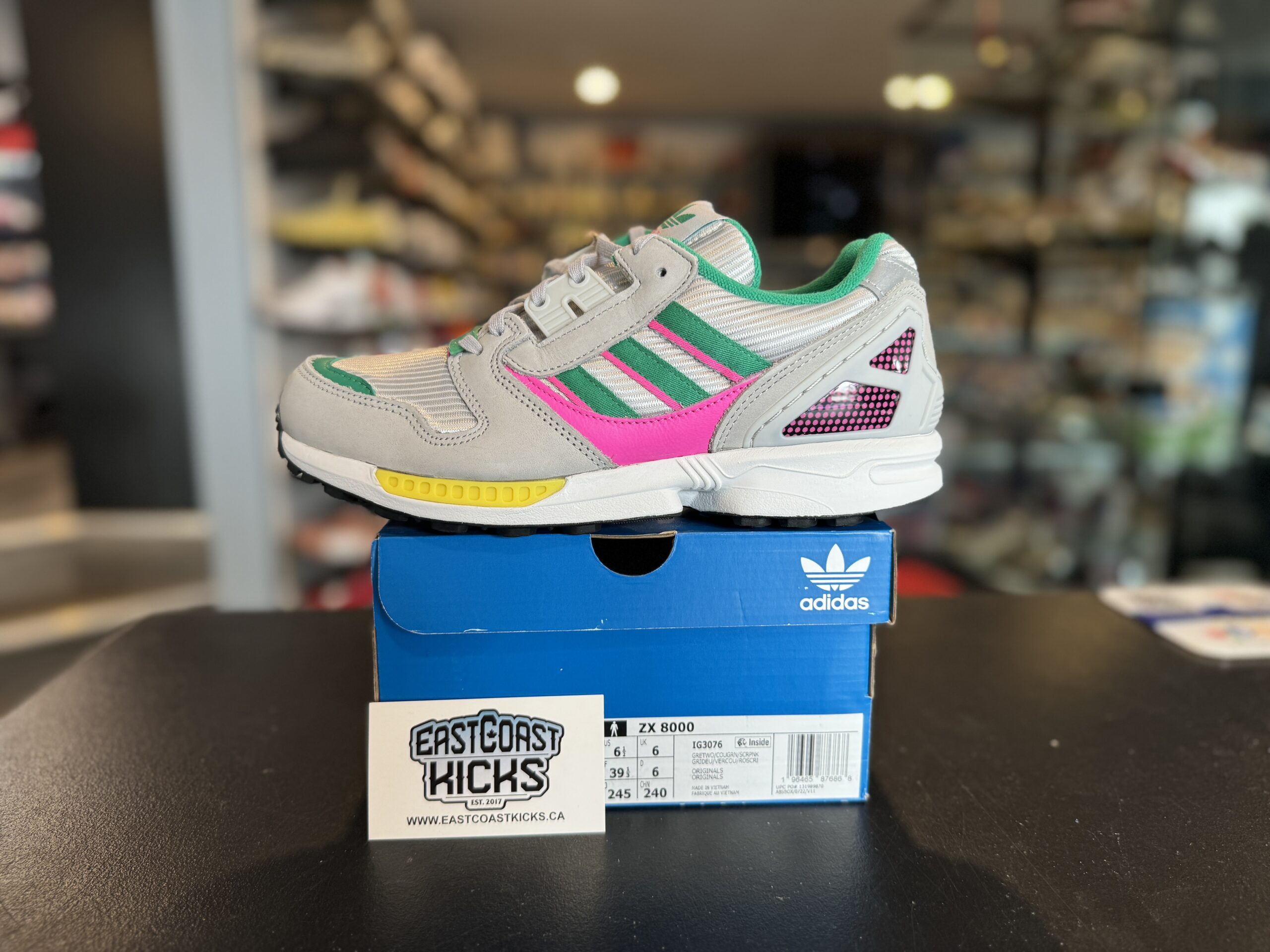 Adidas ZX 8000 Grey Court Green Screaming Pink Size 6.5