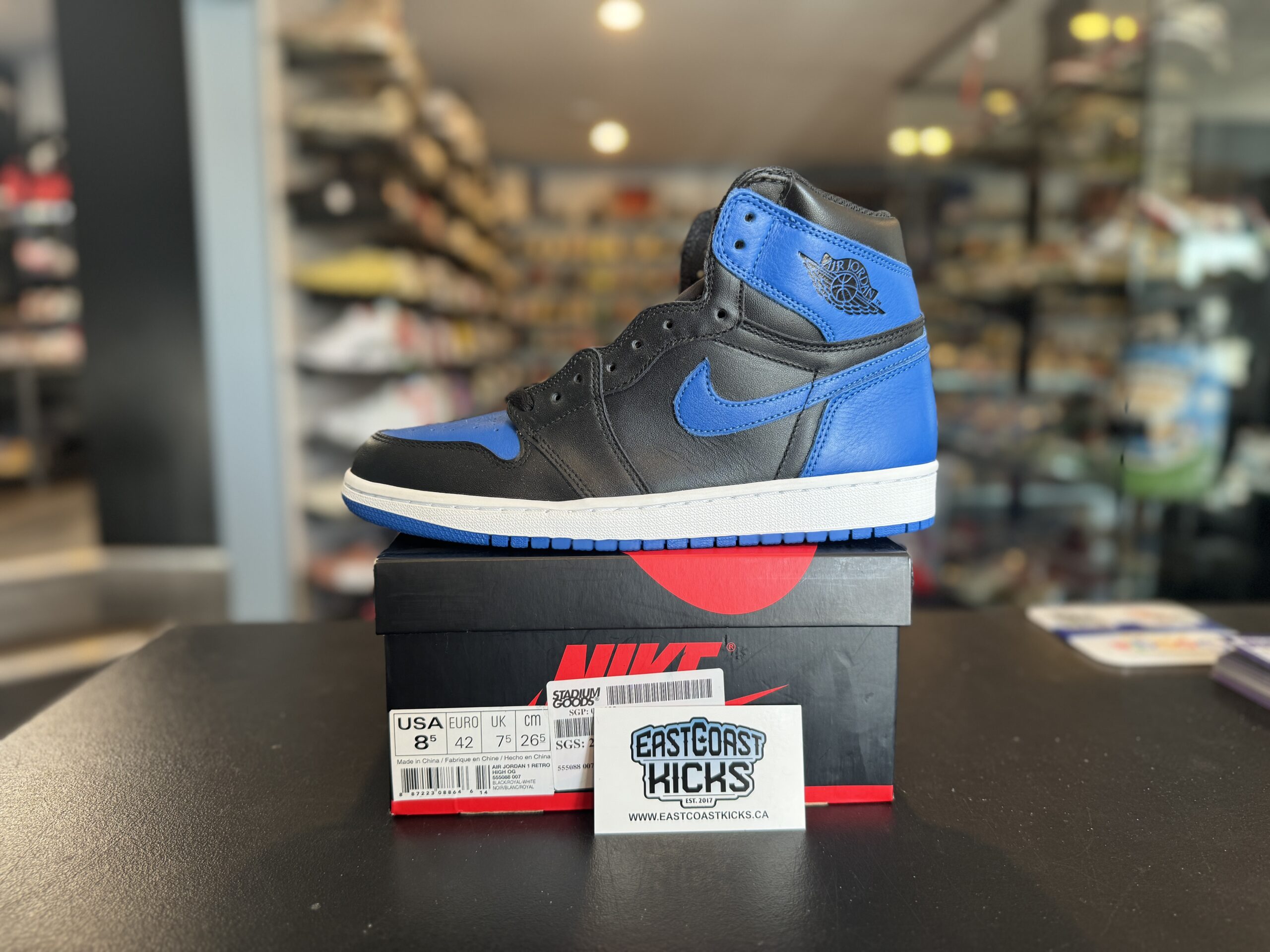 Jordan 1 Retro Royal Size 8.5