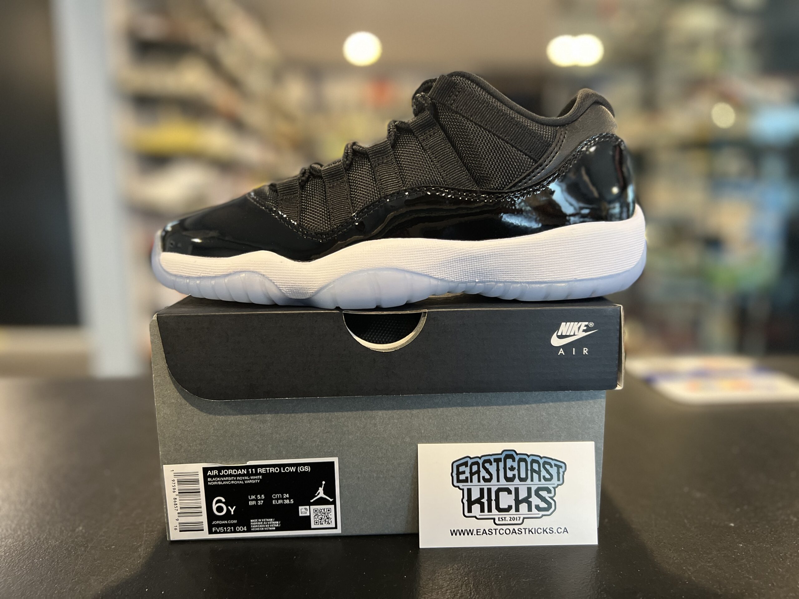 Jordan 11 Retro Low Space Jam Size 6Y