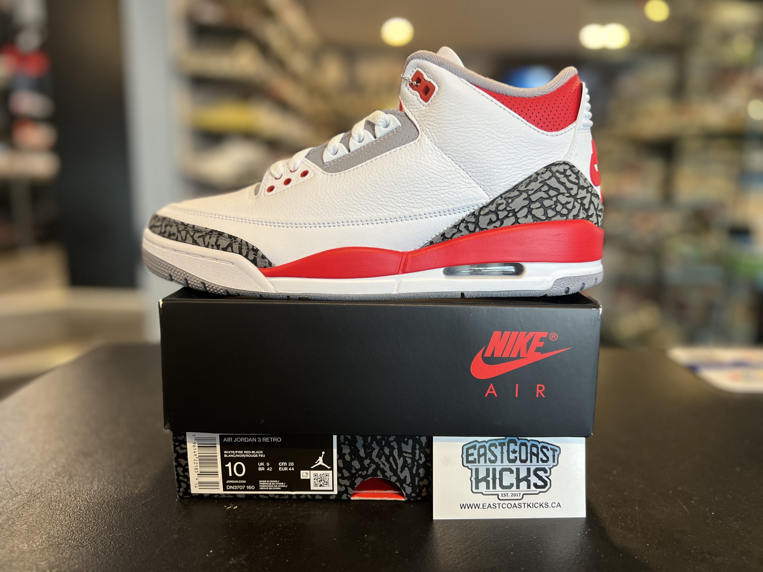 Jordan 3 Retro Fire Red (2022) Size 10