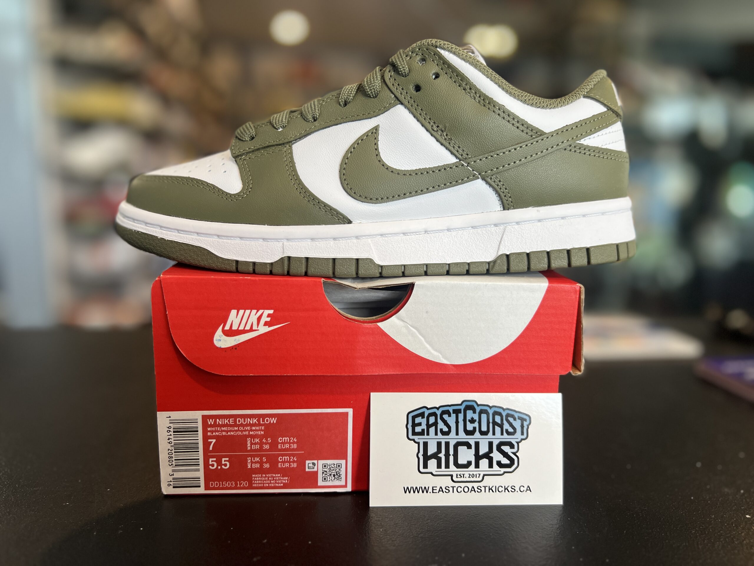 Nike Dunk Low Medium Olive Size 7w/5.5Y