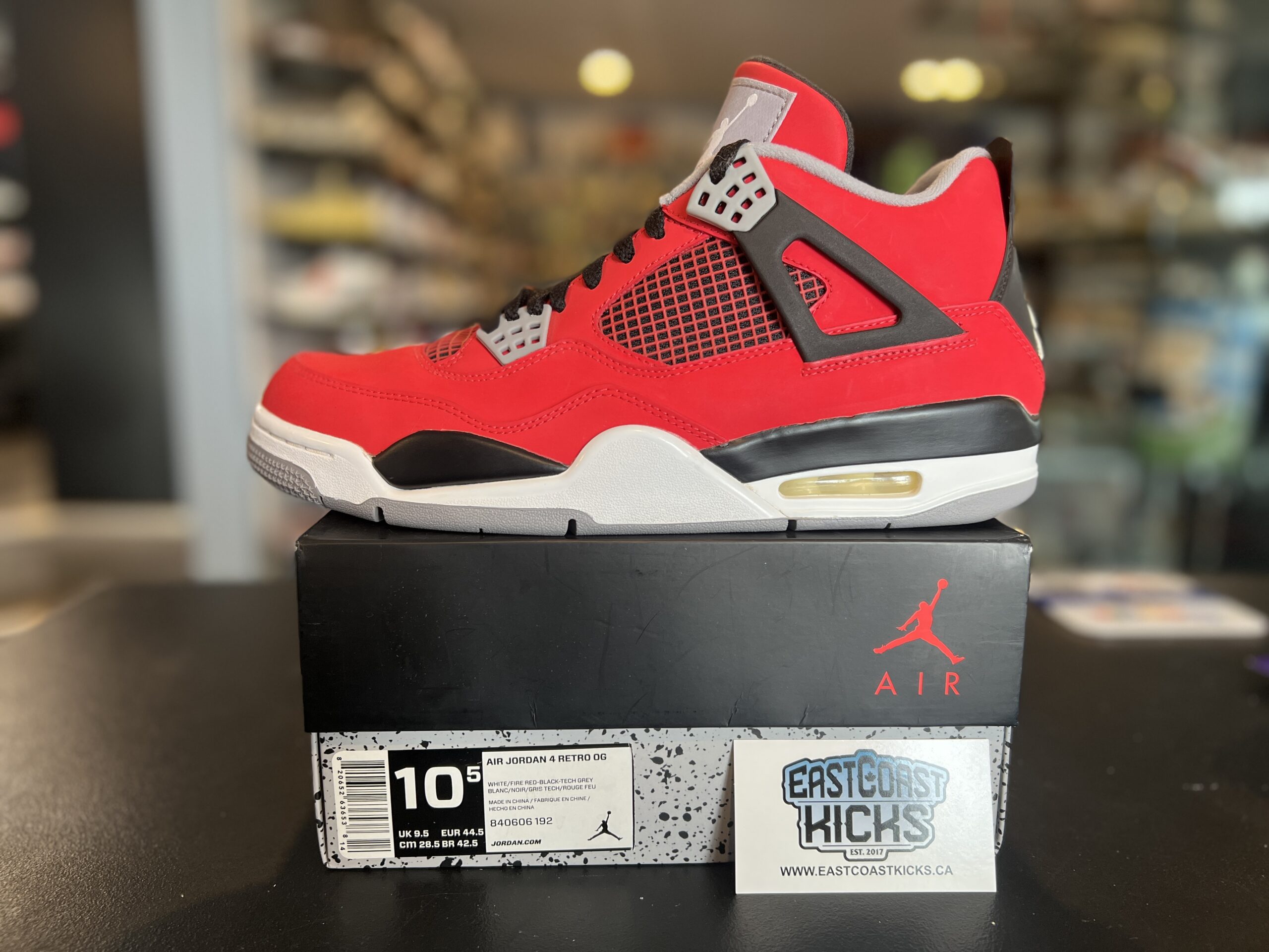 Jordan 4 Retro Toro Bravo Size 10.5