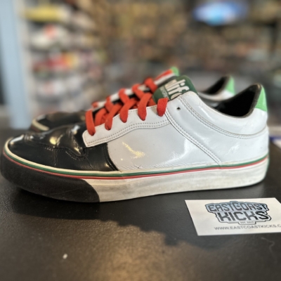 Preowned alife Low New York City Patent Leather Size 10