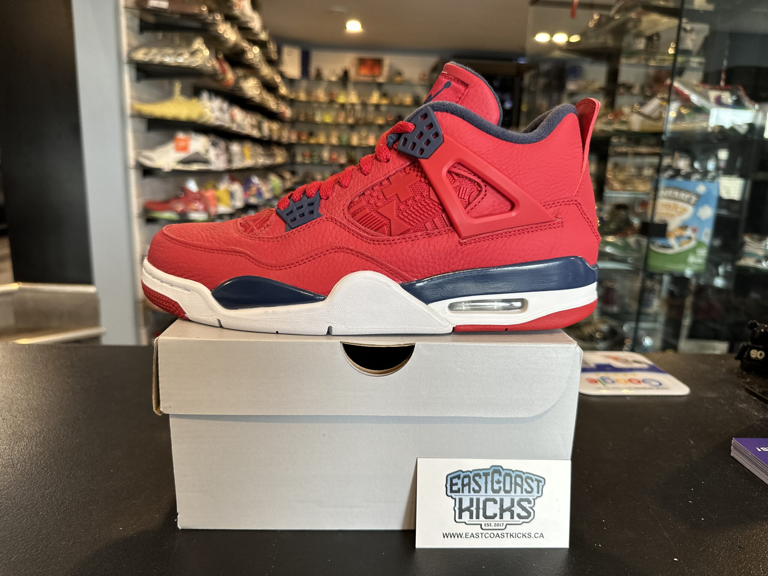 Jordan 4 Retro FIBA Size 9.5