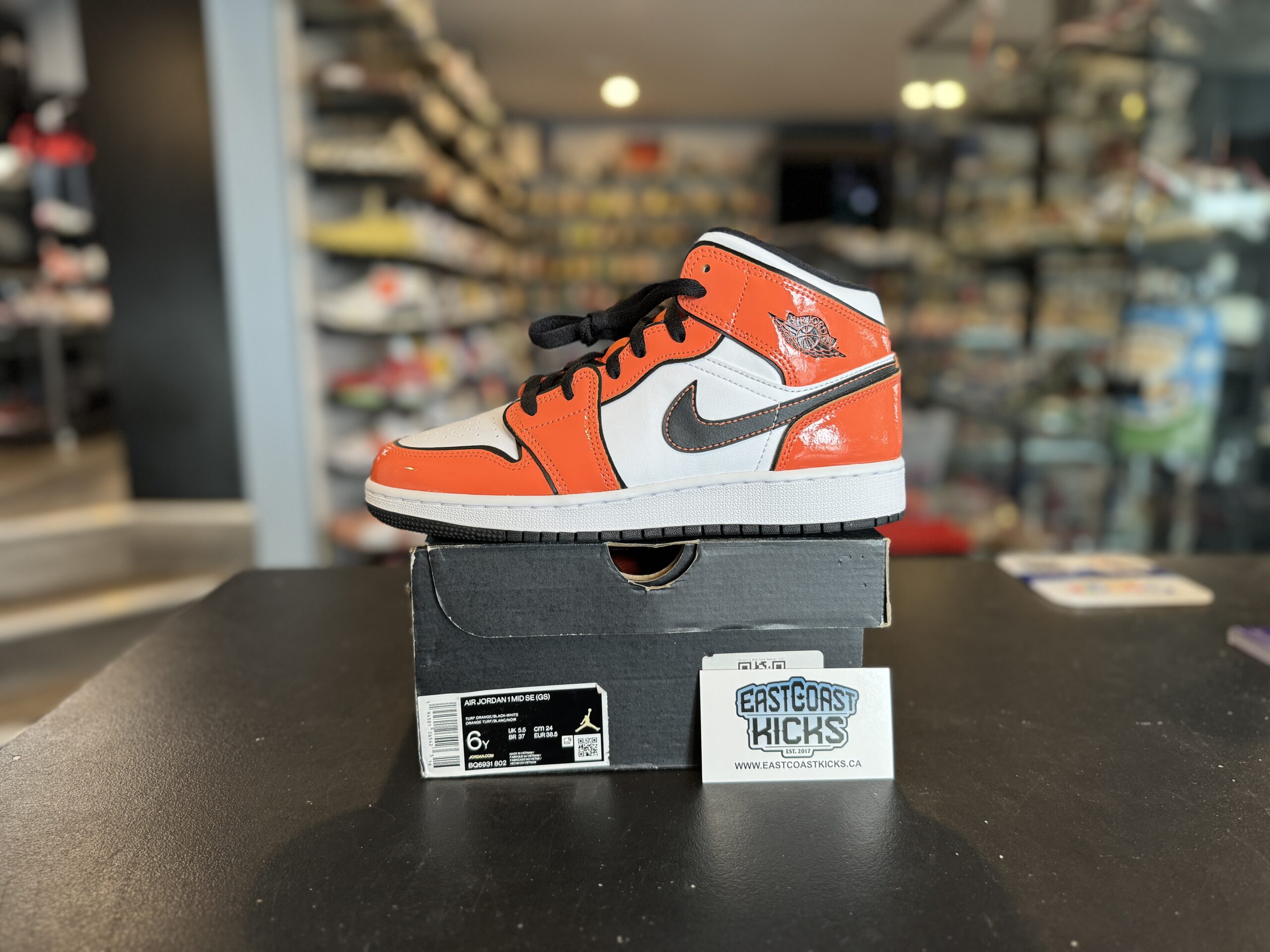 Jordan 1 Mid Turf Orange Size 6Y