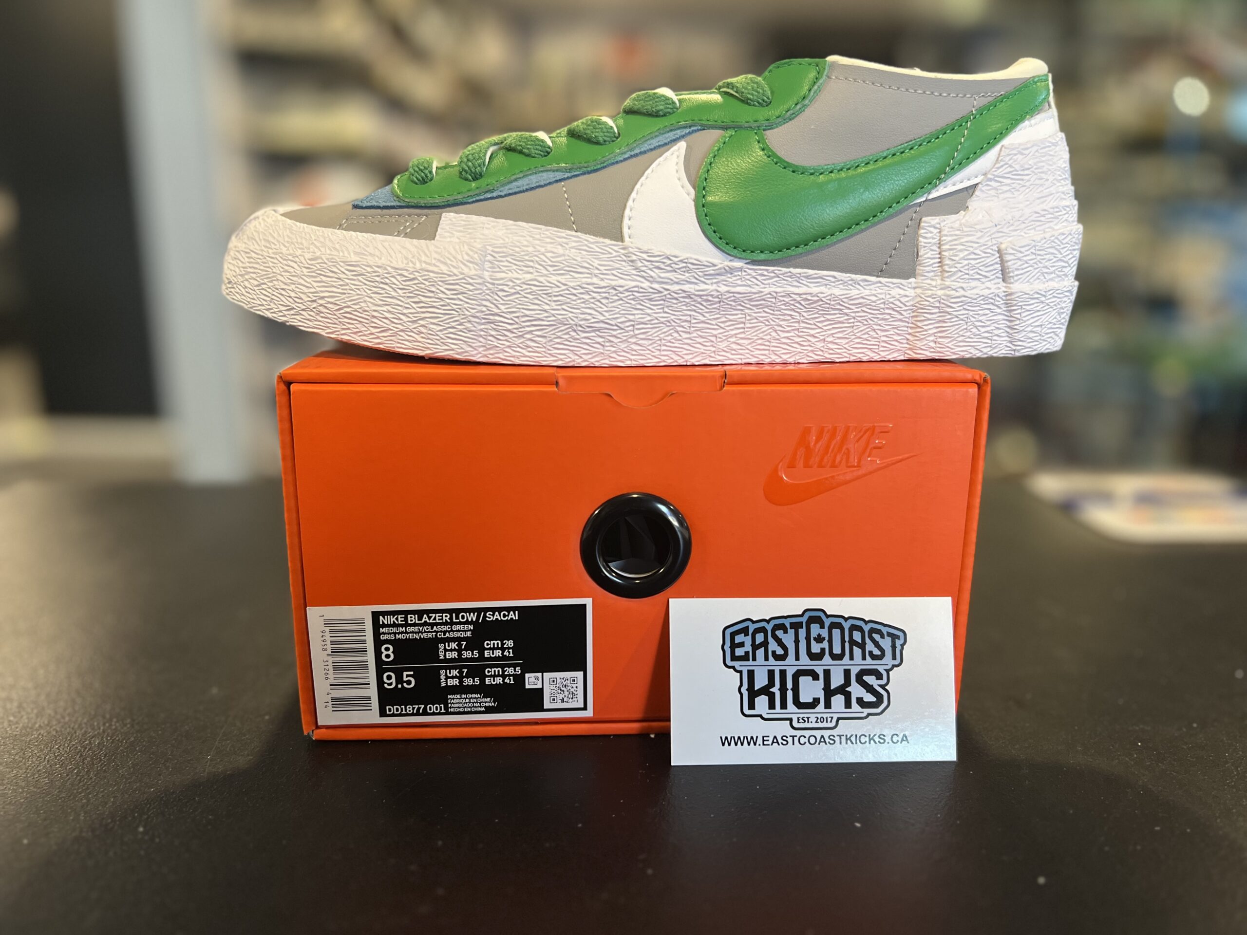 Nike Blazer Low sacai Medium Grey Classic Green Size 8