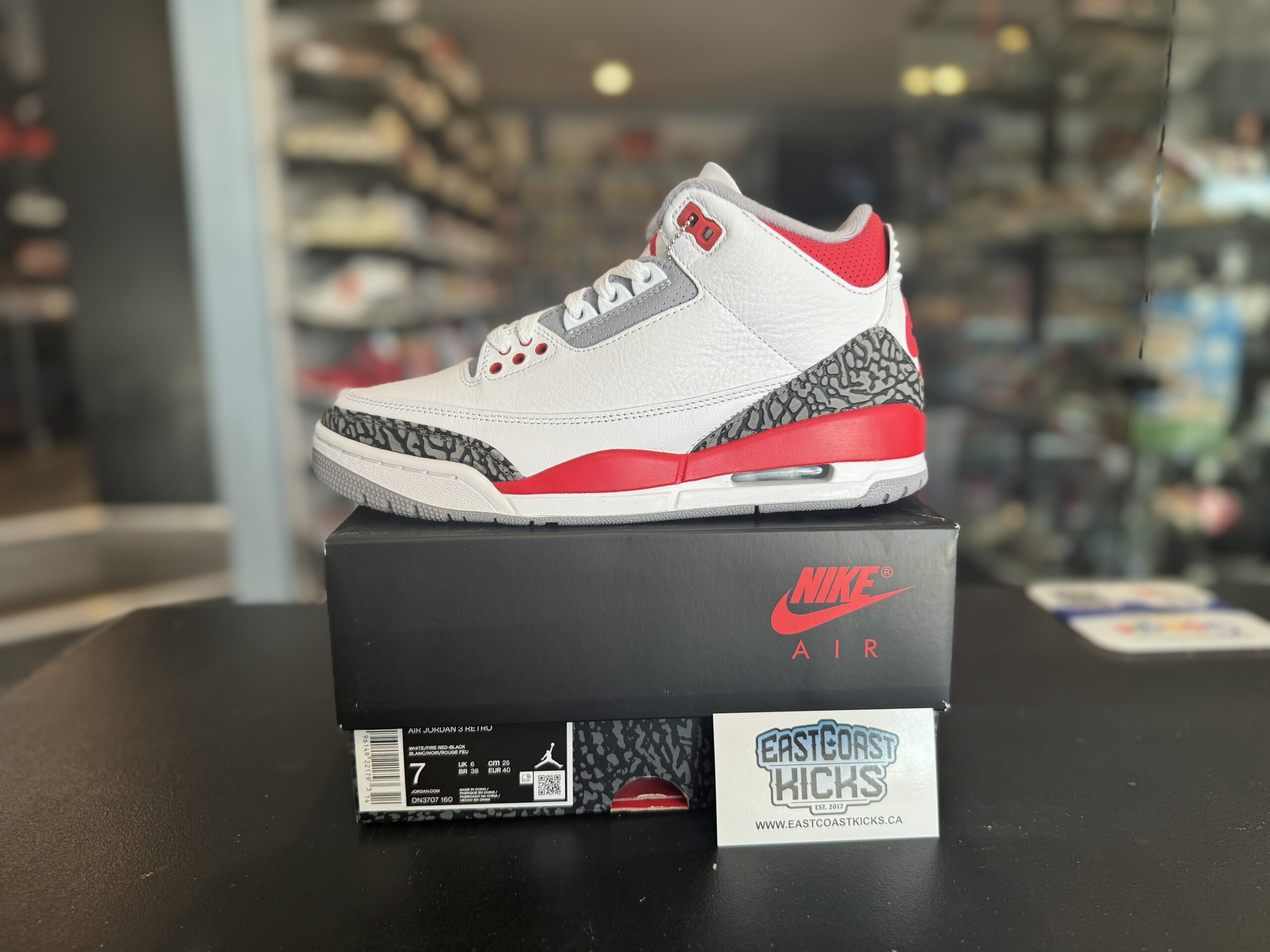 Jordan 3 Retro Fire Red Size 7M