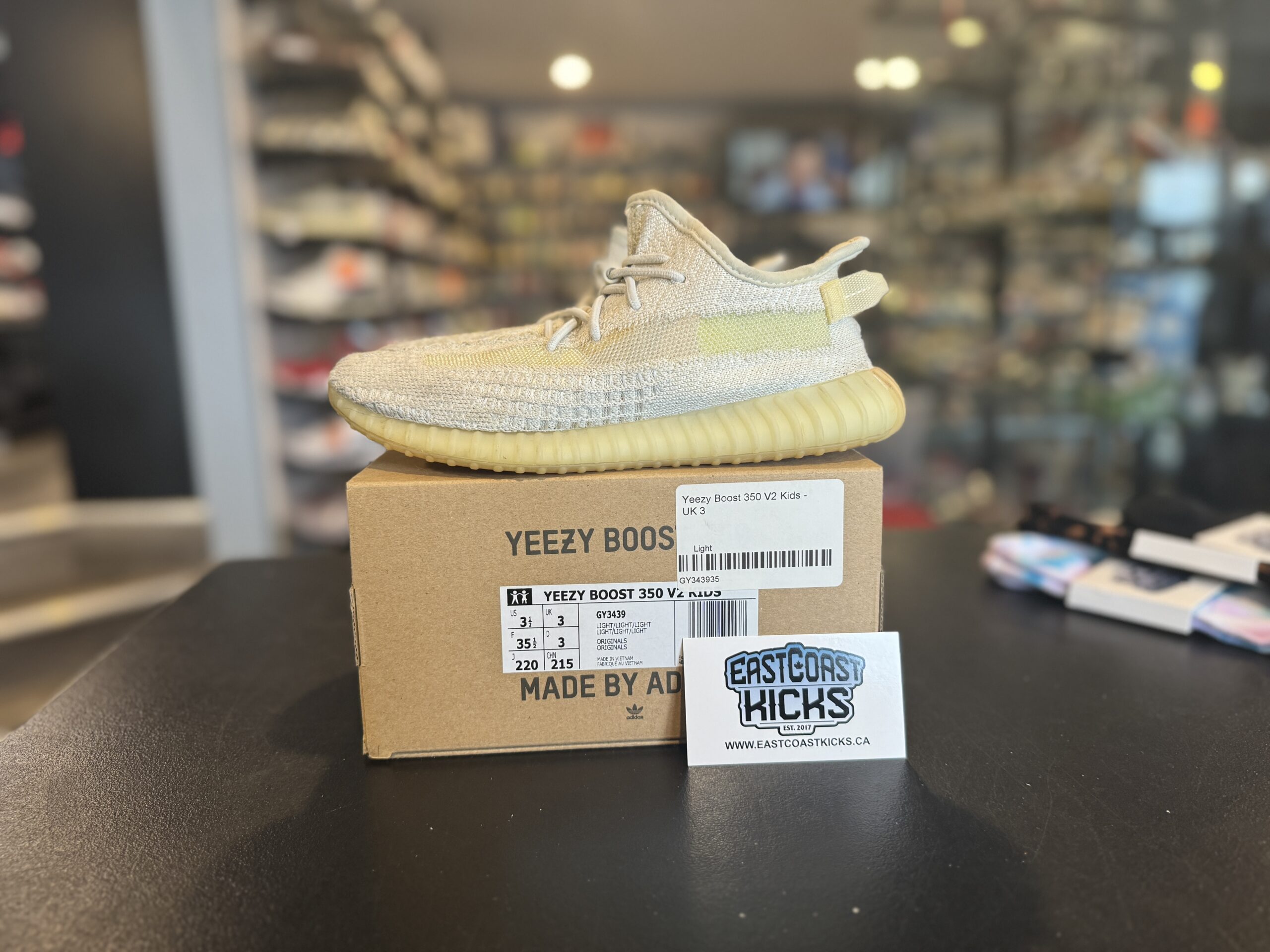 Preowned Adidas Yeezy Boost 350 V2 Light Size 3.5Y