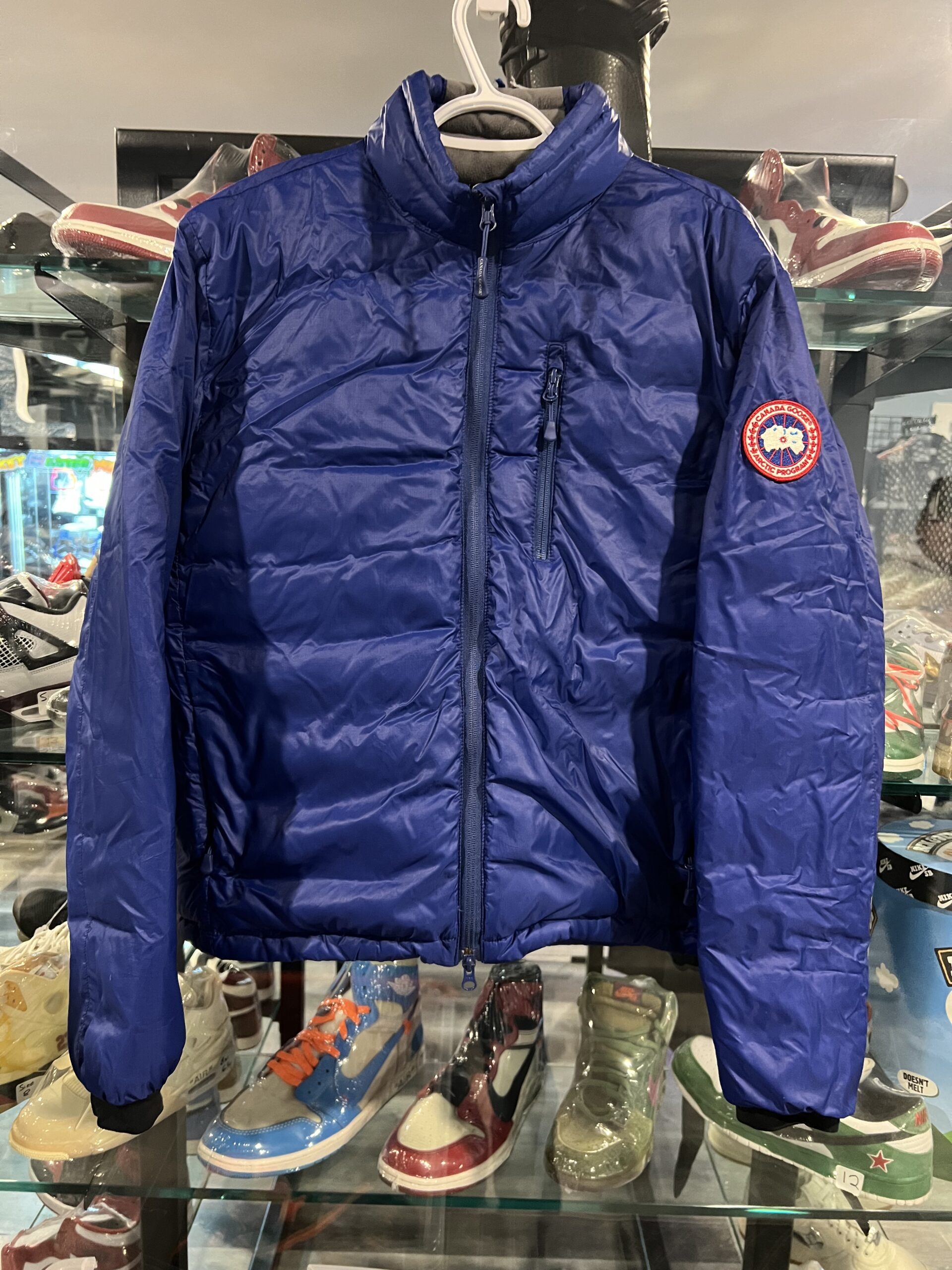 Preowned Canada Goose Lightweight Feather Jacket Blue Size M (Includes Carrying Case)