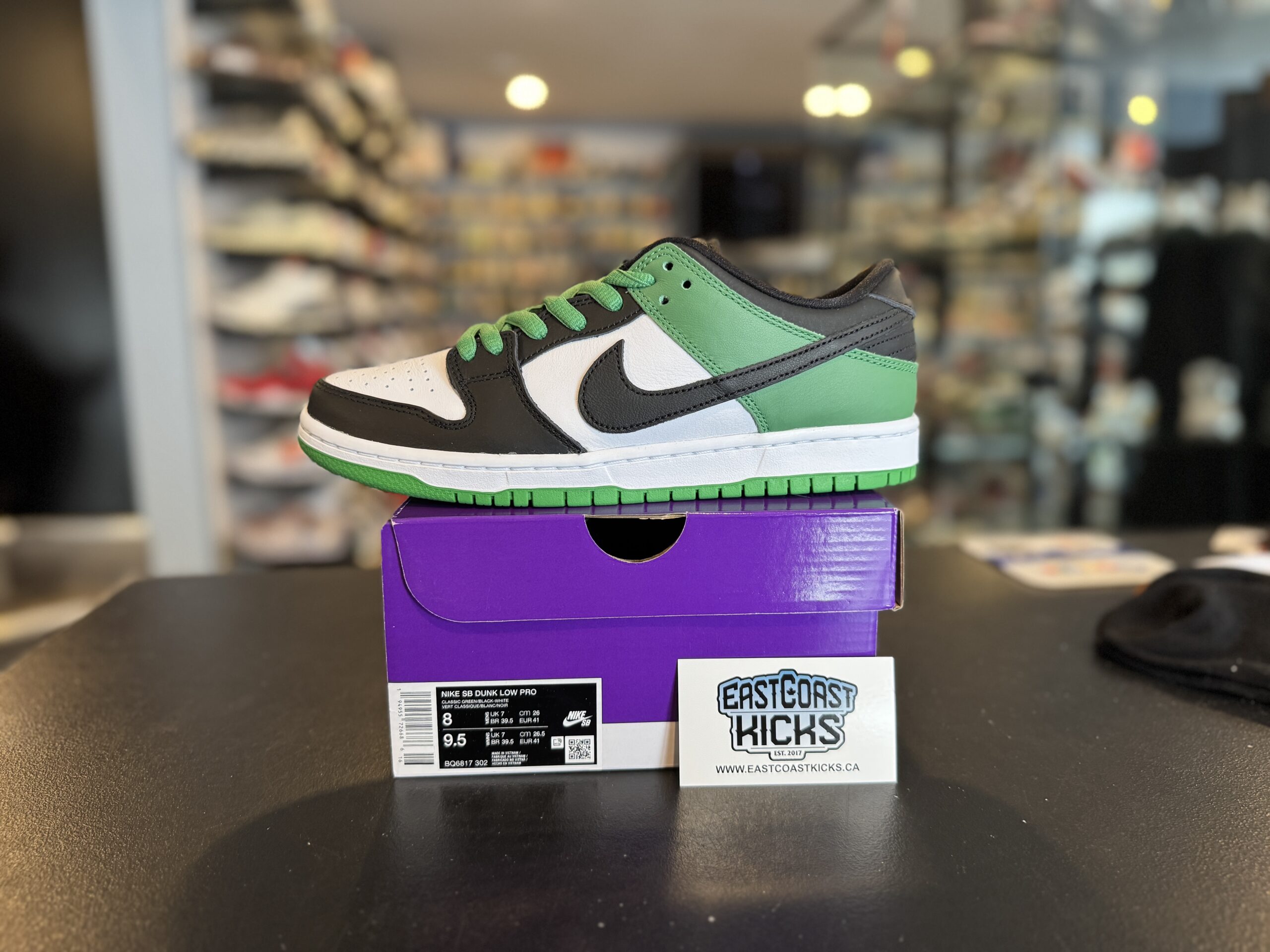 Nike SB Dunk Low Classic Green Size 8