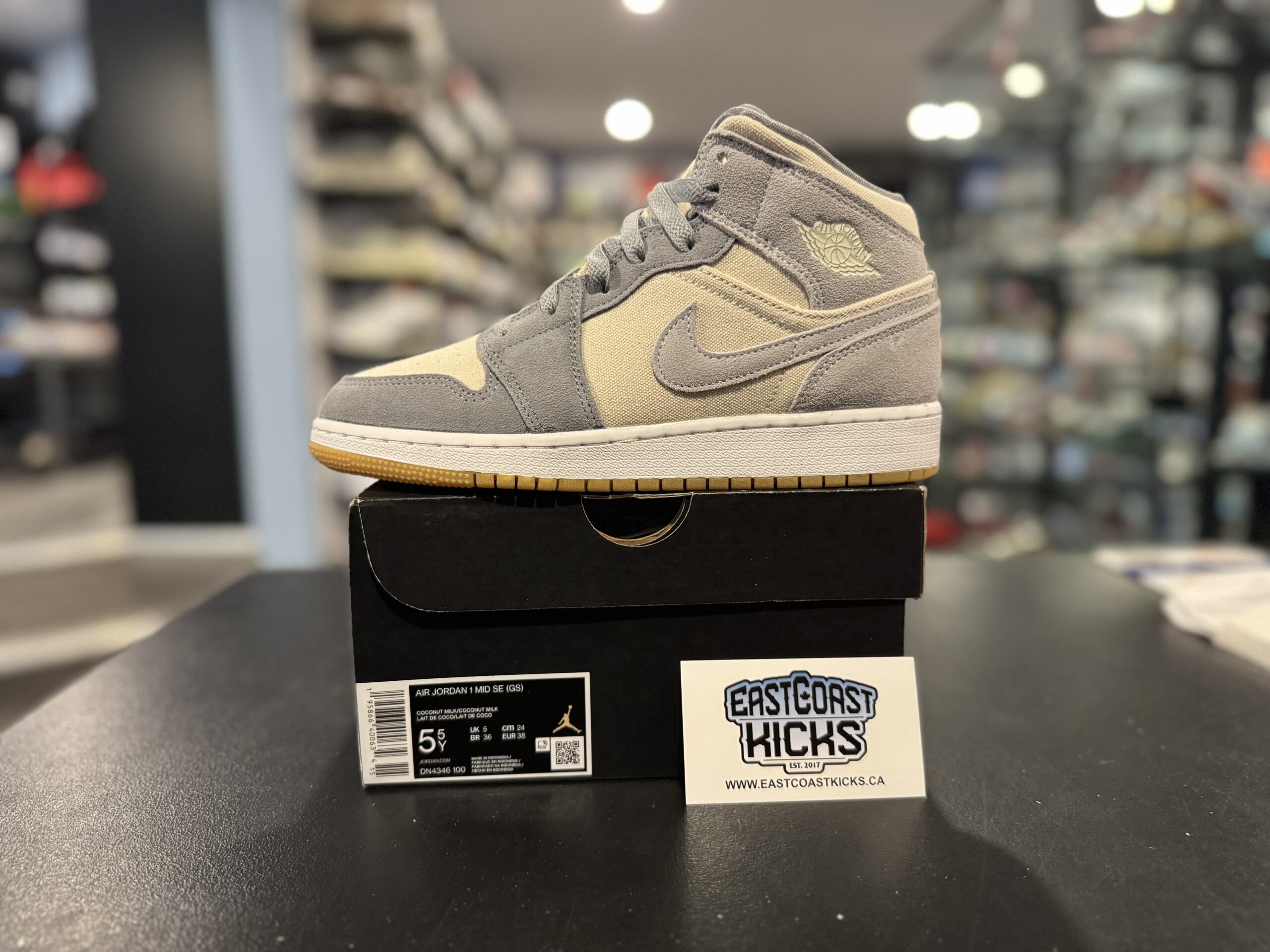 Jordan 1 Mid SE Coconut Milk Particle Grey Size 5.5Y