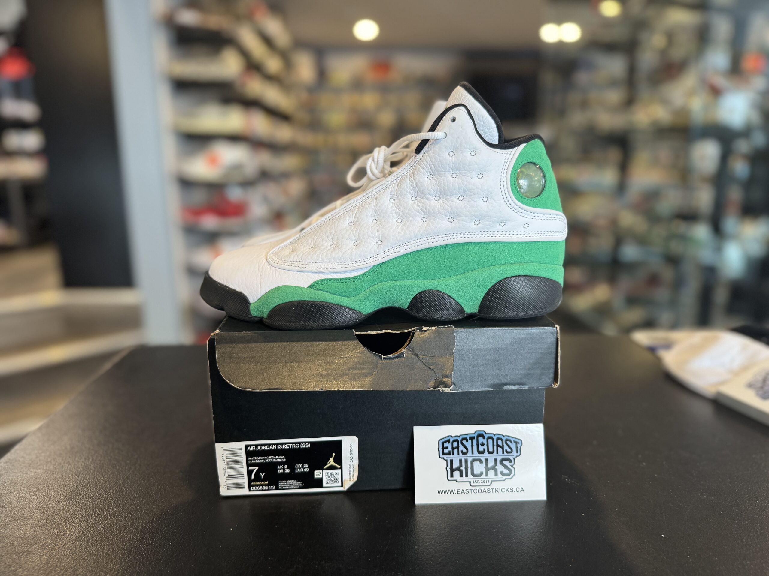 Preowned Jordan 13 Retro White Lucky Green Size 7Y