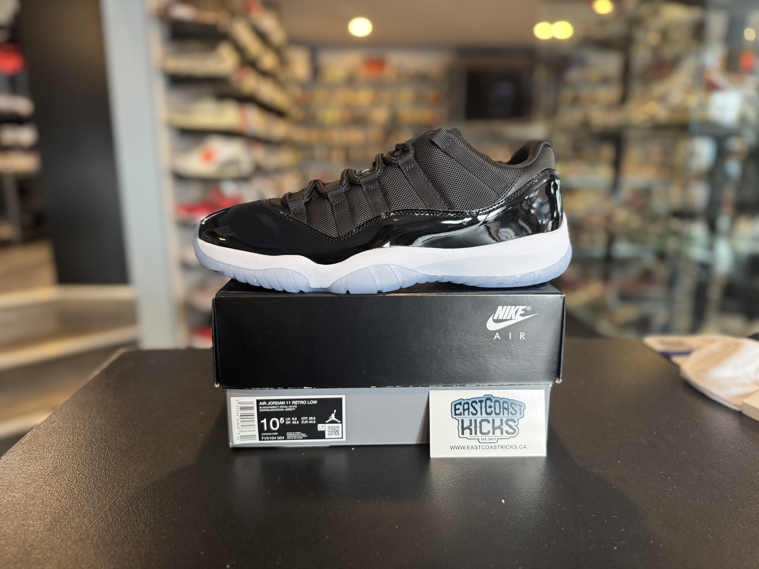 Jordan 11 Retro Low Space Jam Size 10.5