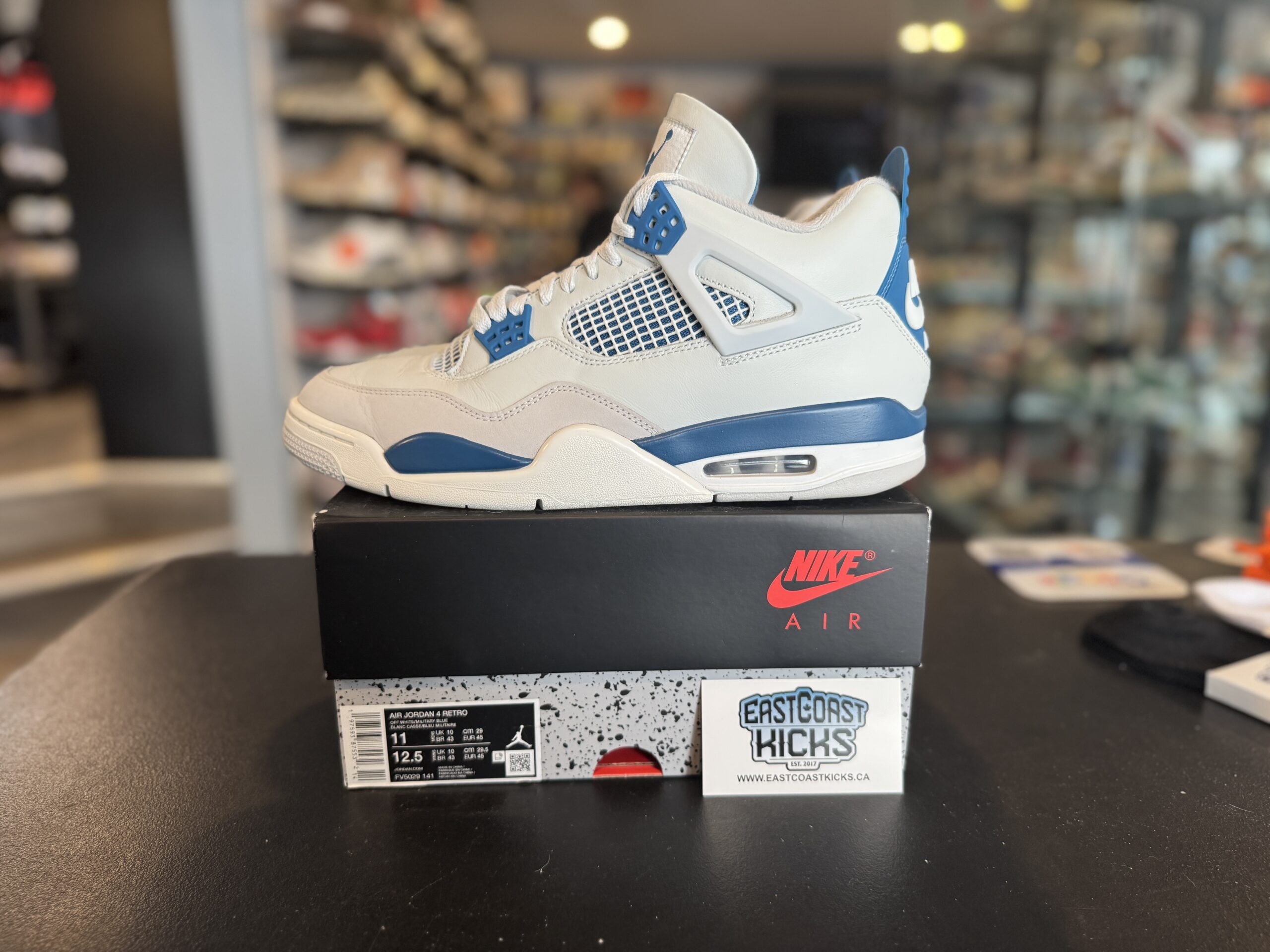 Preowned Jordan 4 Retro Military Blue Size 11