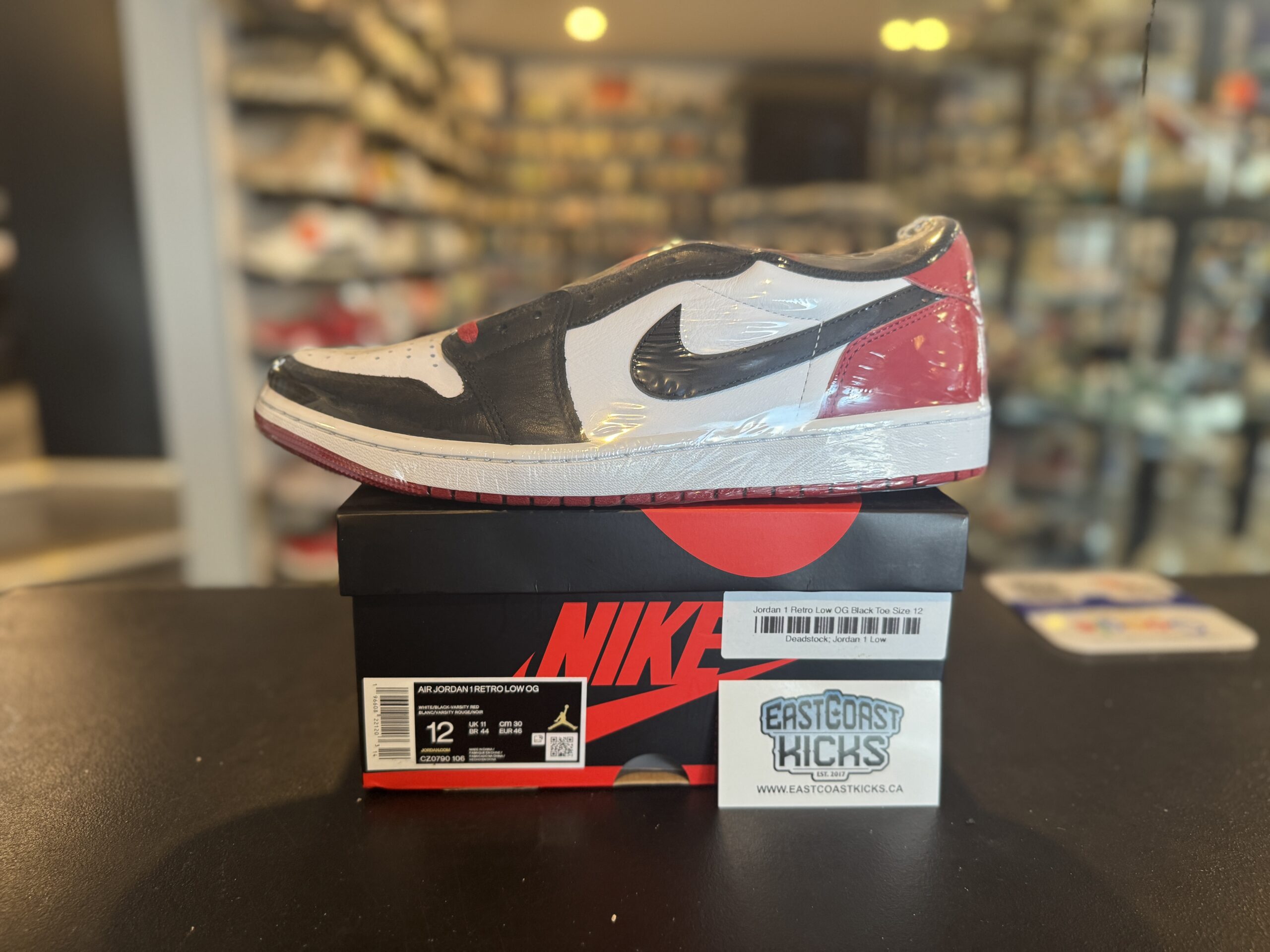 Jordan 1 Retro Low OG Black Toe Size 12