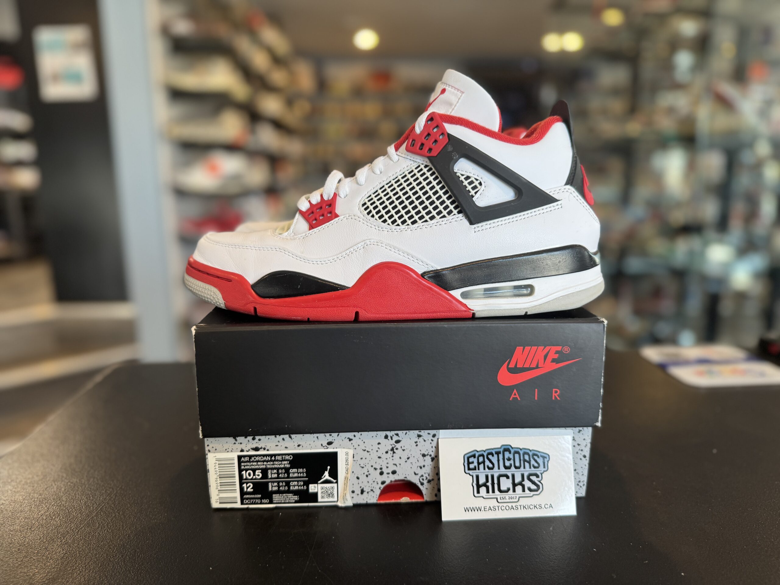 Preowned Jordan 4 Fire Red Size 10.5