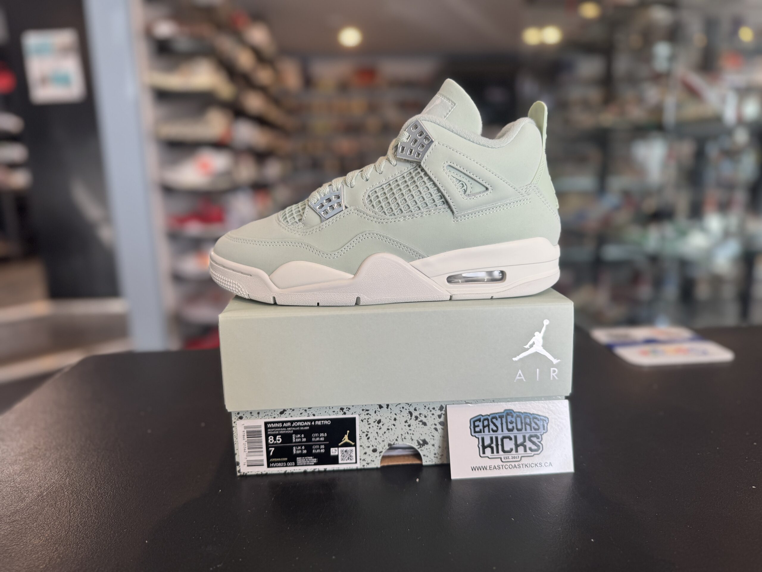 Jordan 4 Retro Seafoam Sail Size 8.5w/7Y