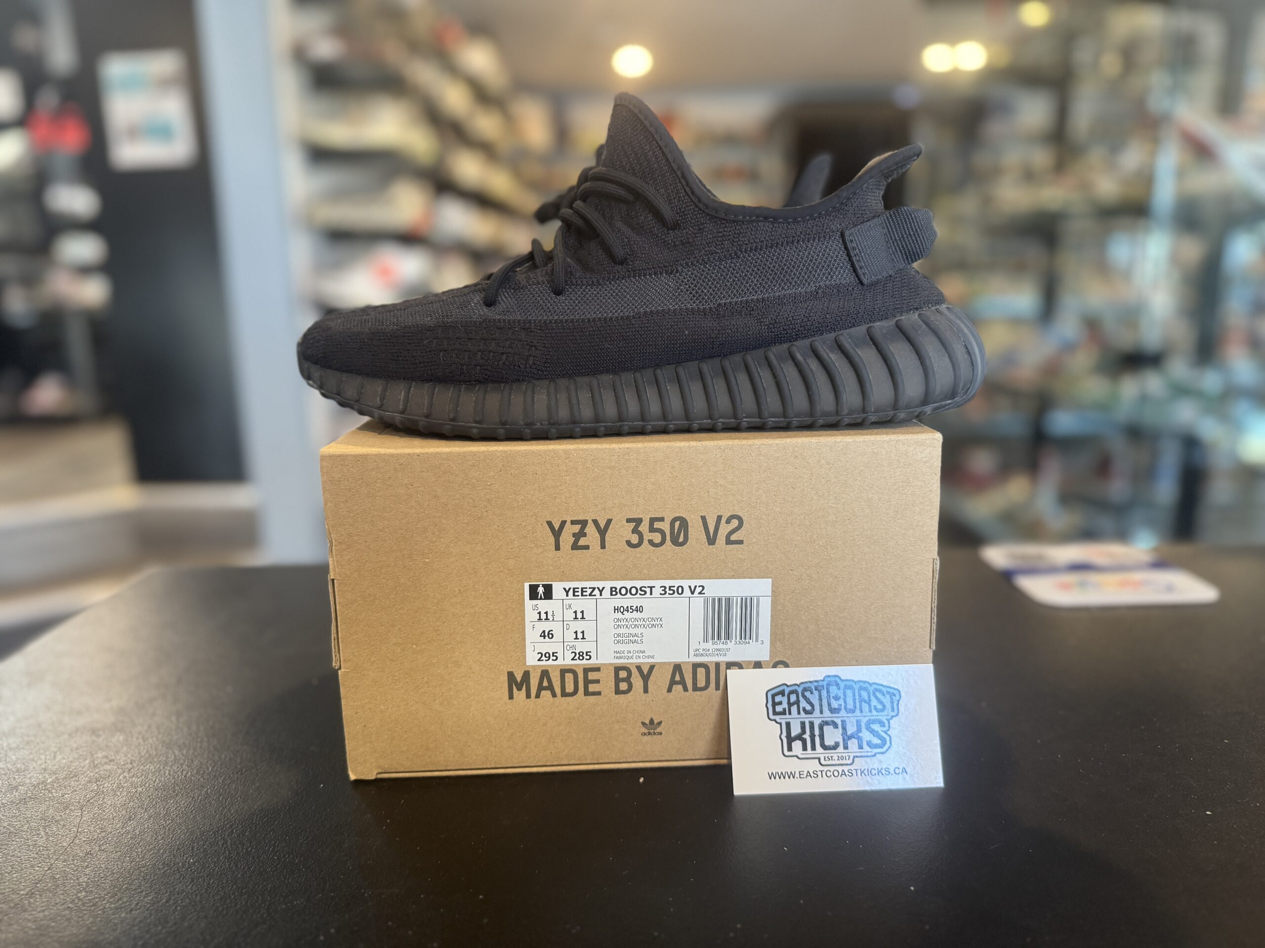 Preowned Adidas Yeezy Boost 350 V2 Onyx Size 11.5