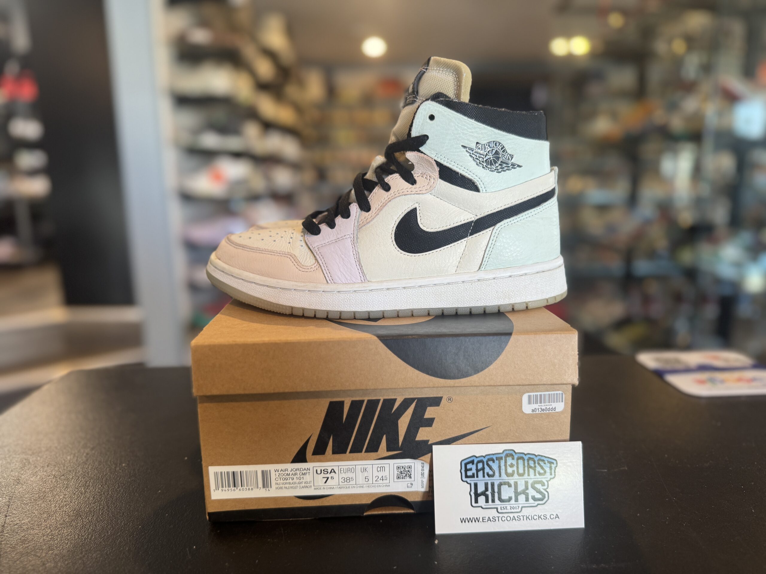 Preowned Jordan 1 High Zoom Air CMFT Easter Size 7.5W / 6Y