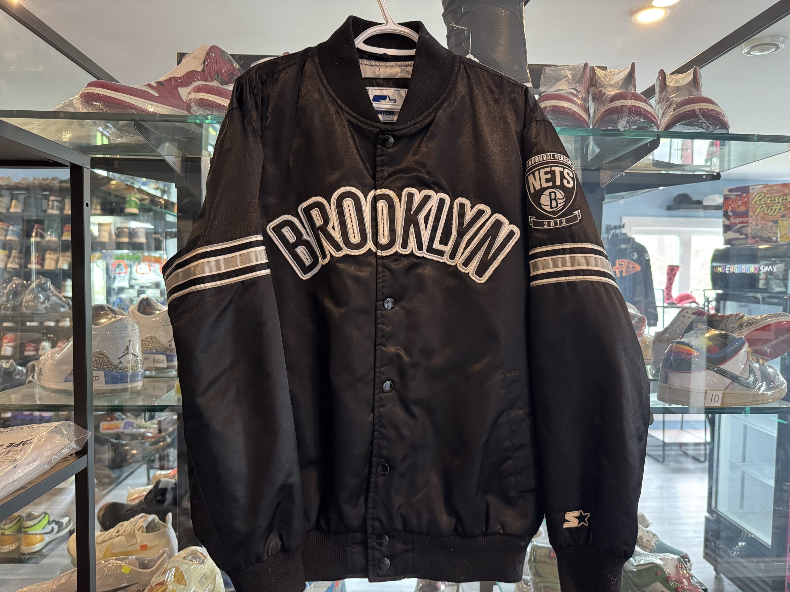Preowned Starter Jacket Brooklyn Nets Size L