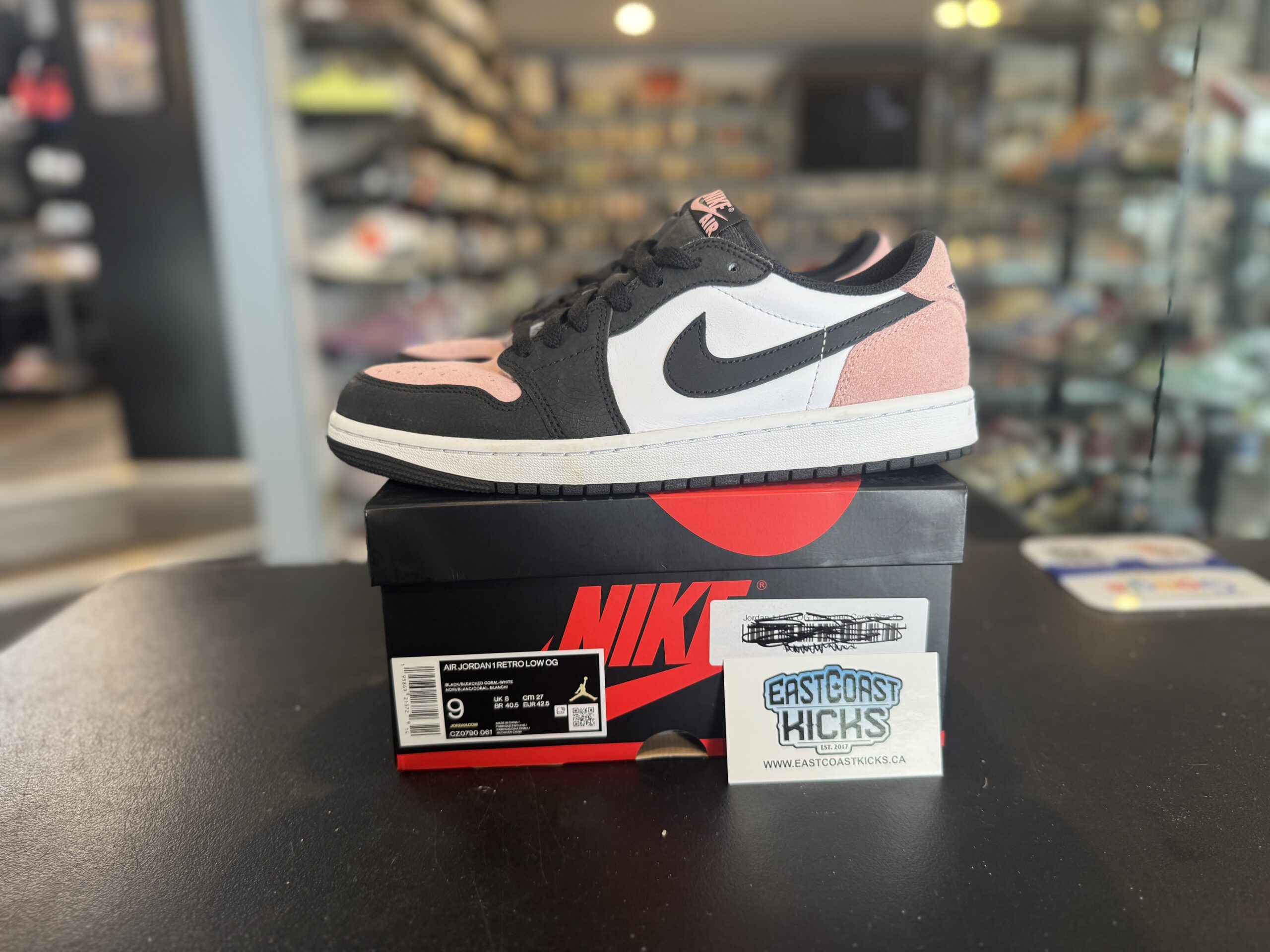 Preowned Jordan 1 Low OG Bleached Coral Size 9