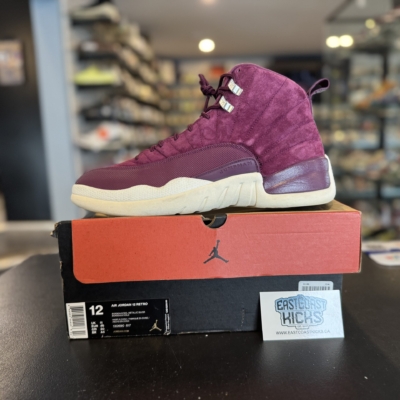 Preowned Jordan 12 Bordeaux Size 12