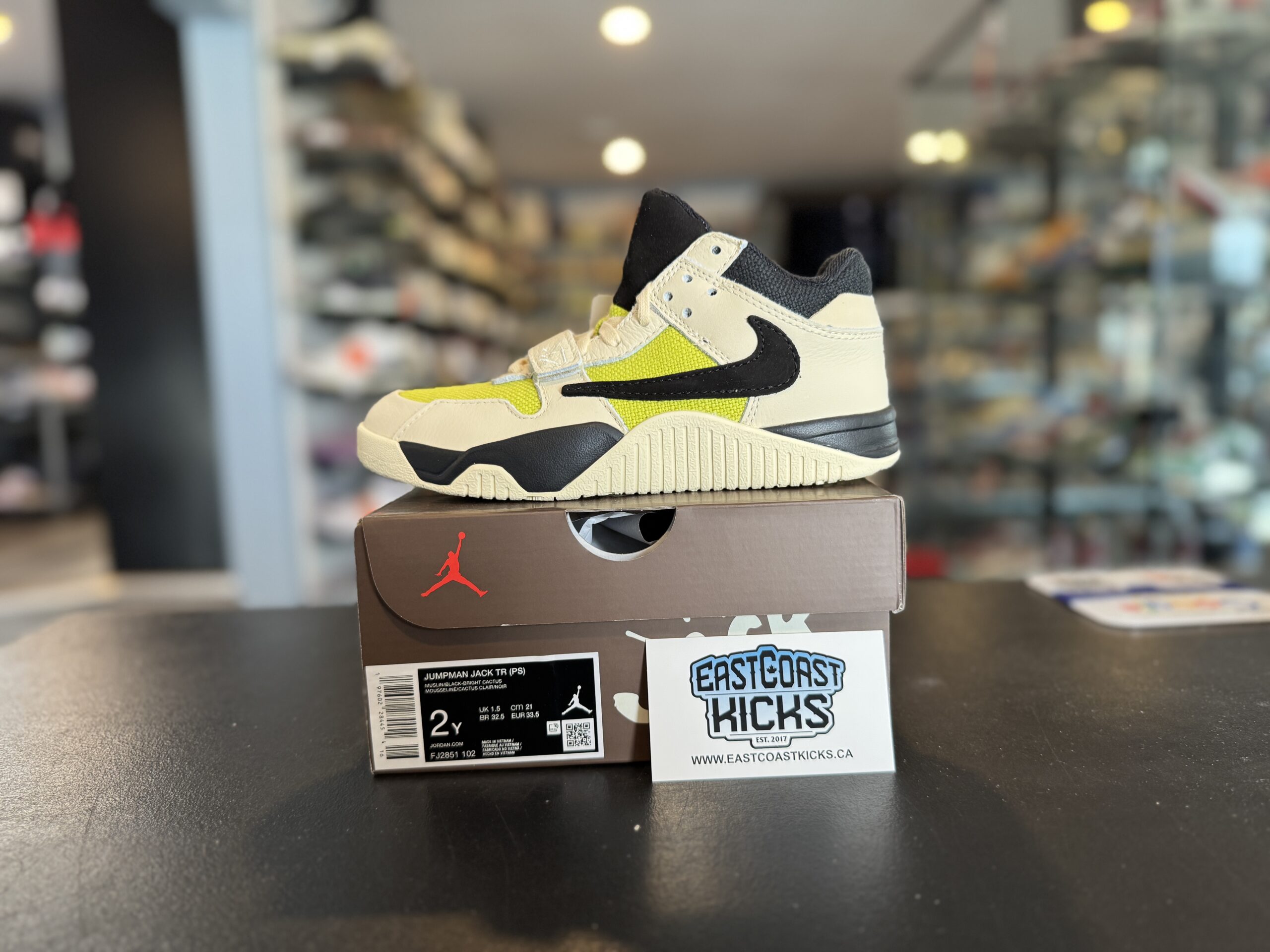 Jordan Jumpman Jack TR Travis Scott Bright Cactus Size 2Y