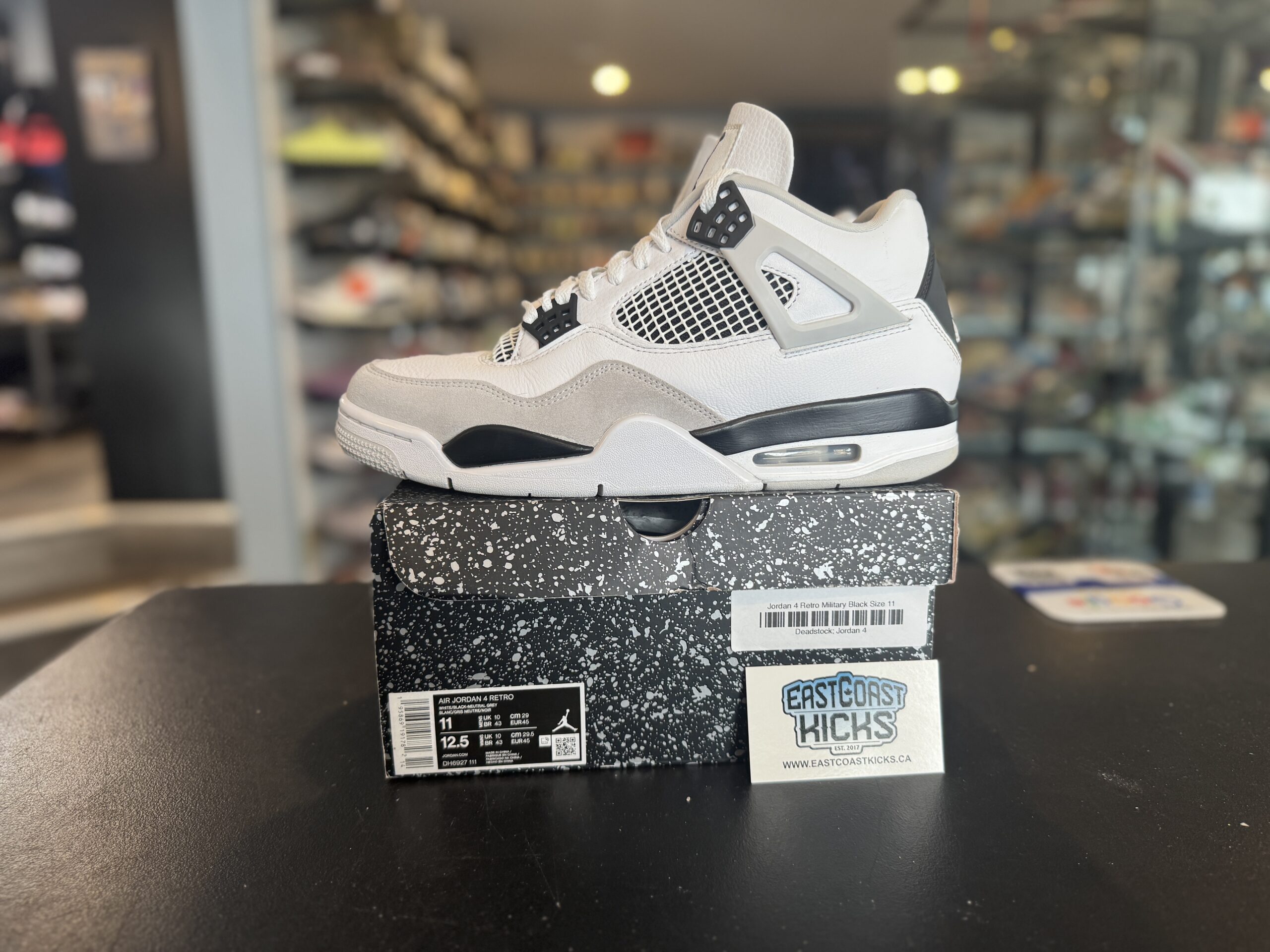 Preowned Jordan 4 Retro Military Black Size 11