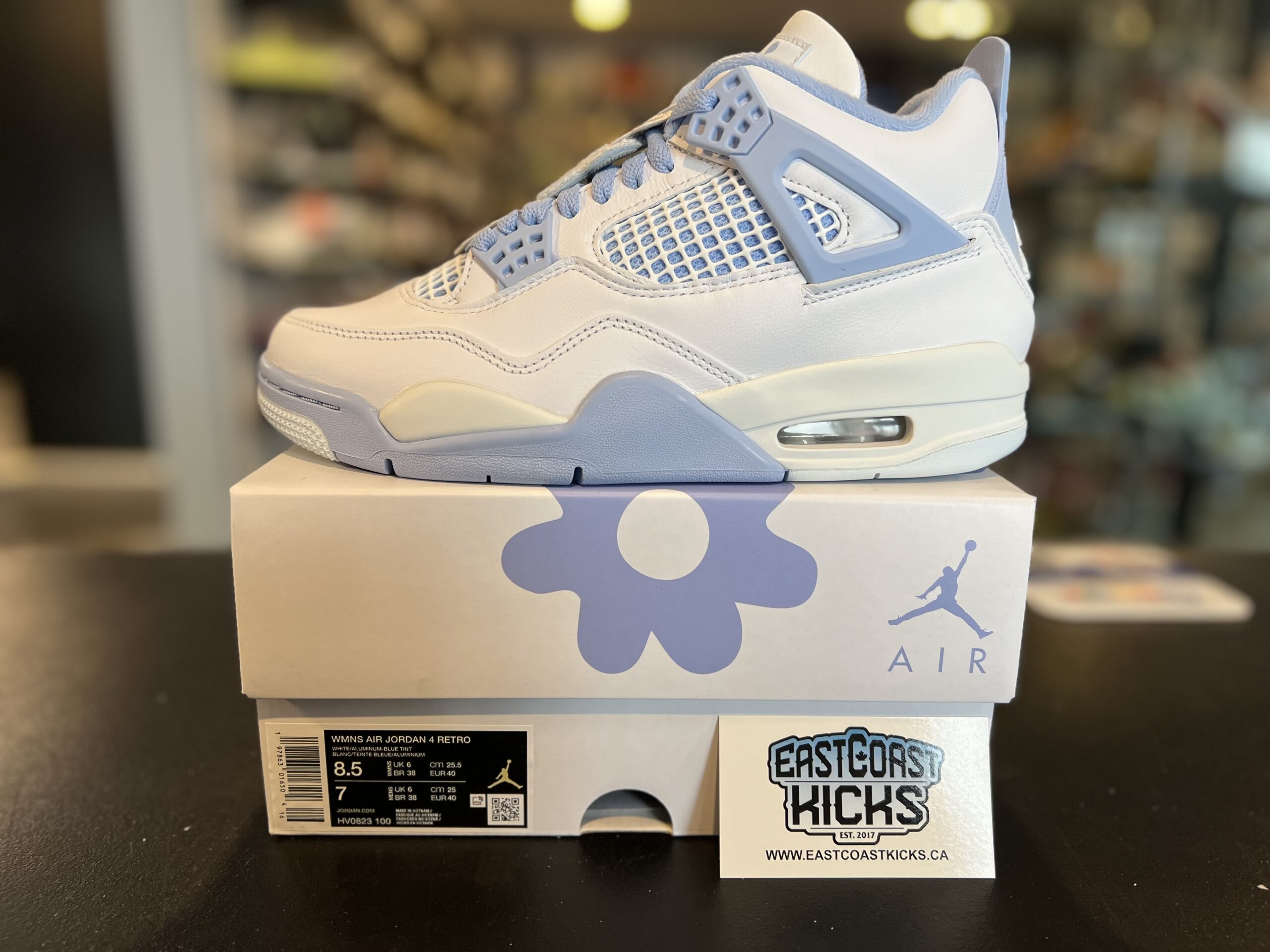 Jordan 4 Retro Forget Me Not Size 8.5w/7Y