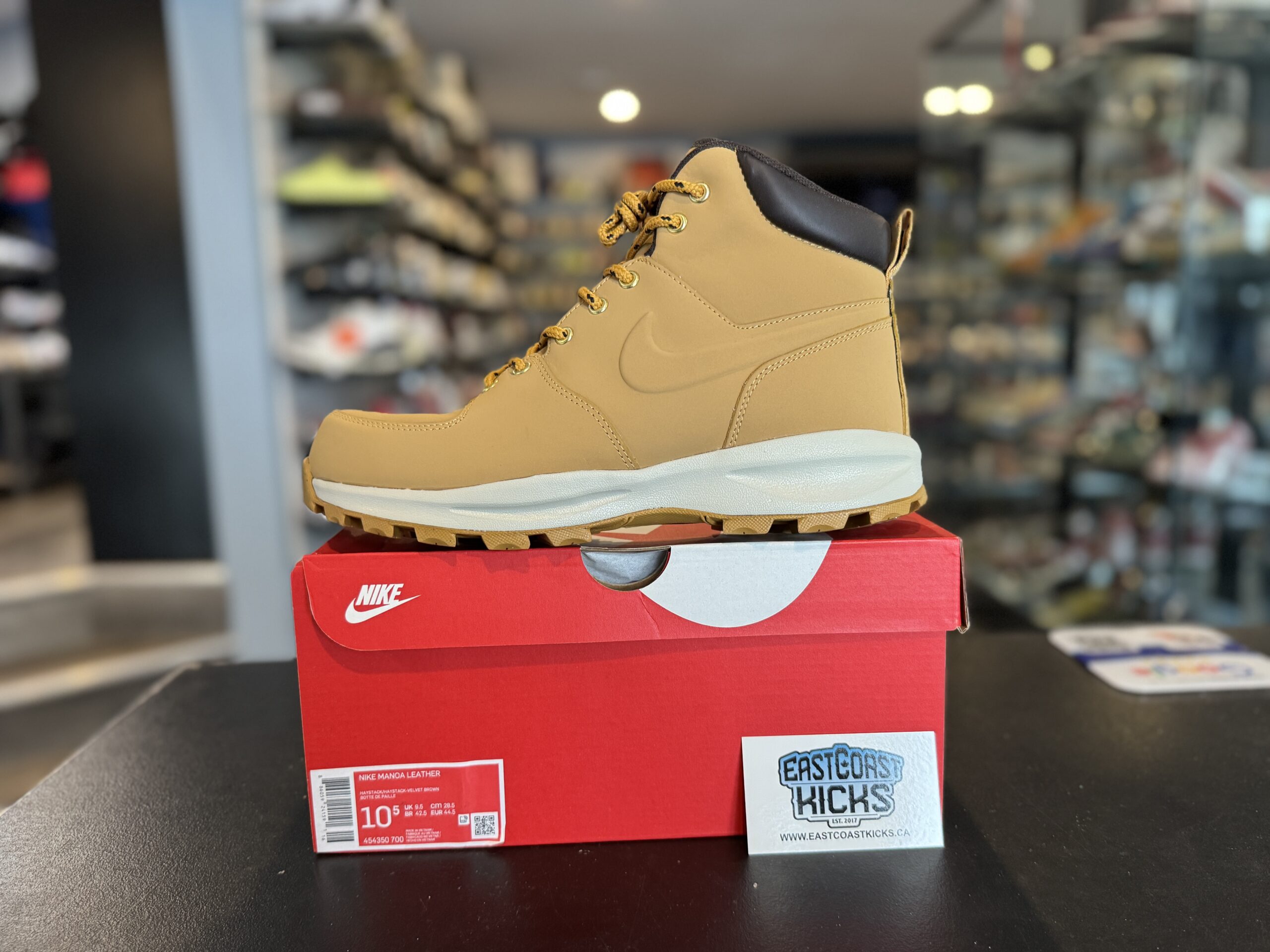 Nike Manoa Haystack Boot Size 10.5