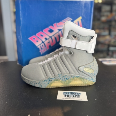 Preowned Back To The Future 2 Universal Marty McFly Size 8