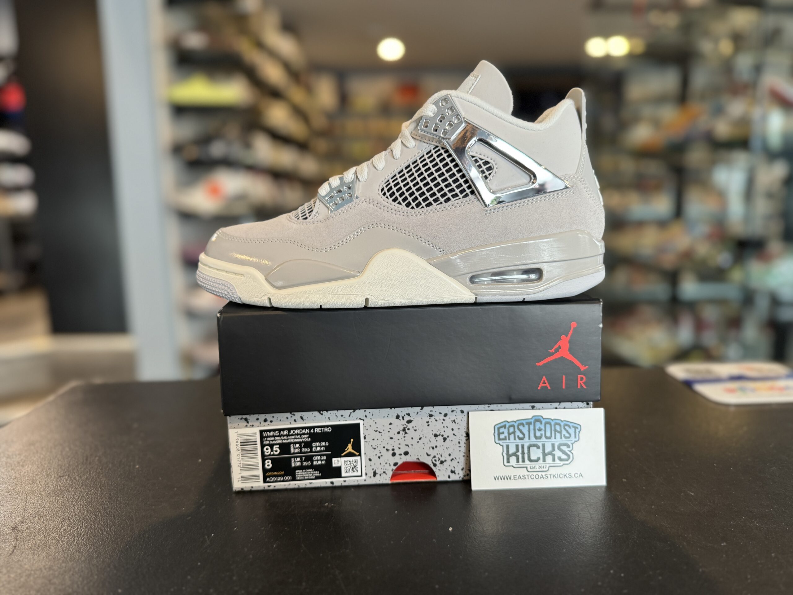 Jordan 4 Retro Frozen Moments (Women’s) Size 9.5W / 8M
