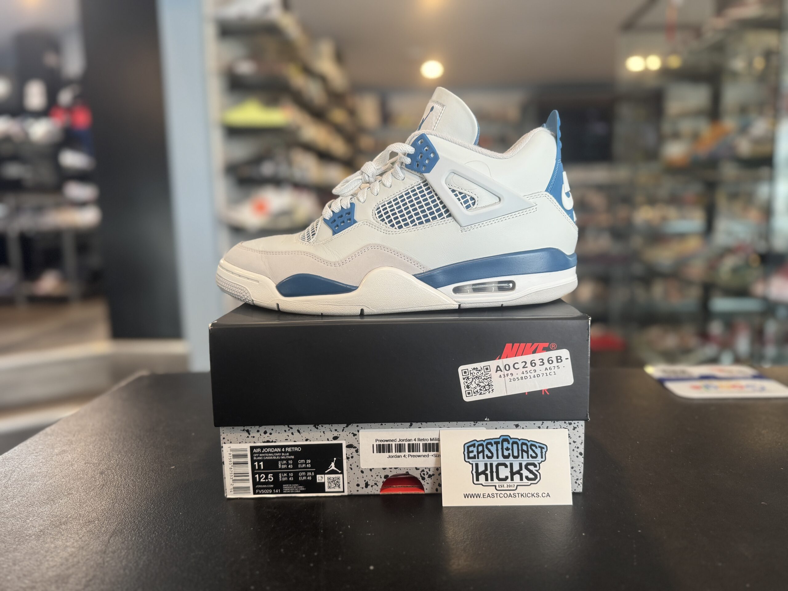Preowned Jordan 4 Retro Military Blue Size 11