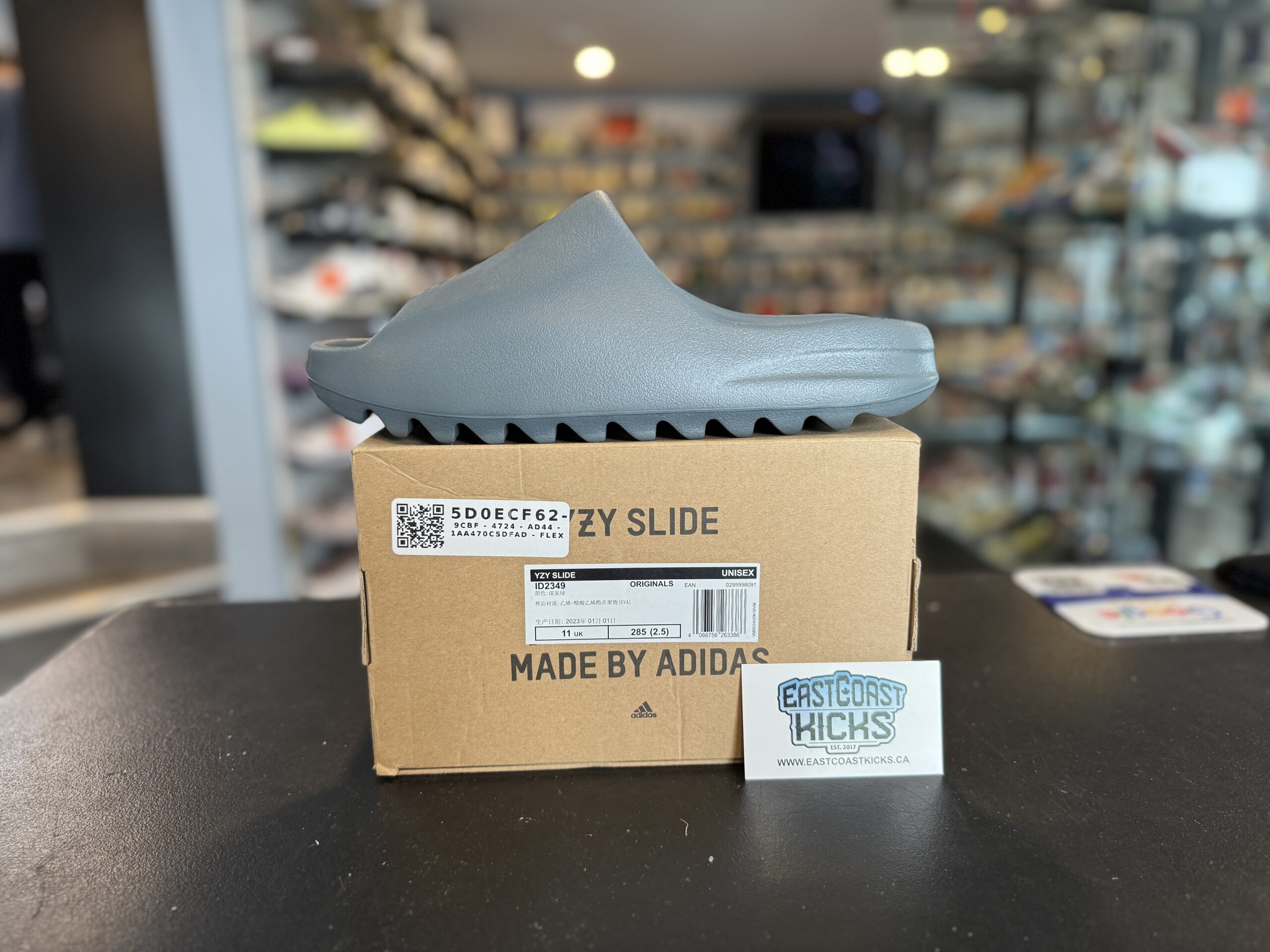 Adidas Yeezy Slide Slate Marine Size 11