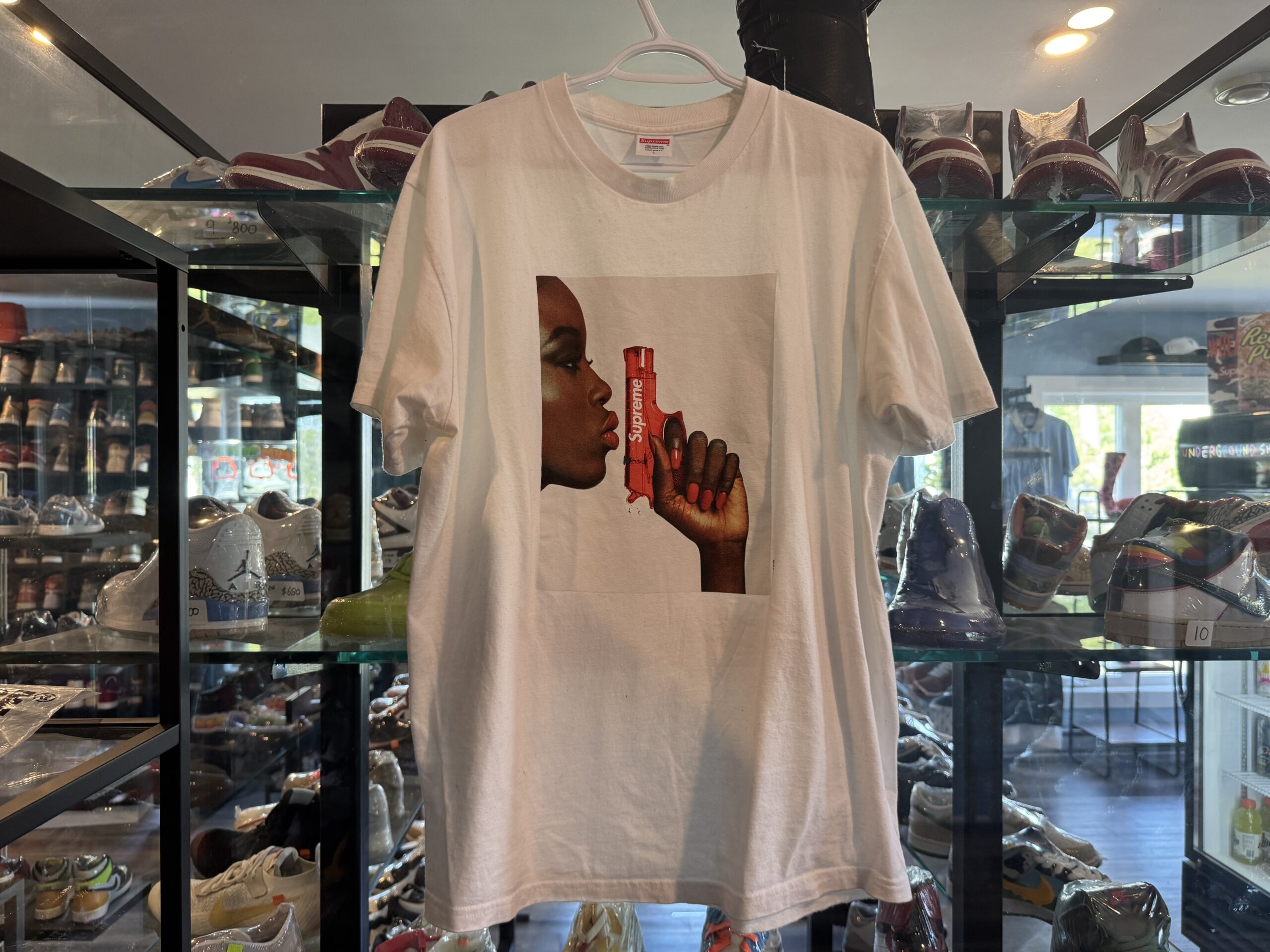 Preowned Supreme Water Pistol Tee White Size L