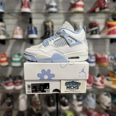 Preowned Jordan 4 Retro Forget Me Not Women’s Size 7W / 5.5M