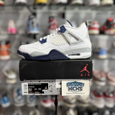 Jordan 4 Retro Midnight Navy Size 5.5Y