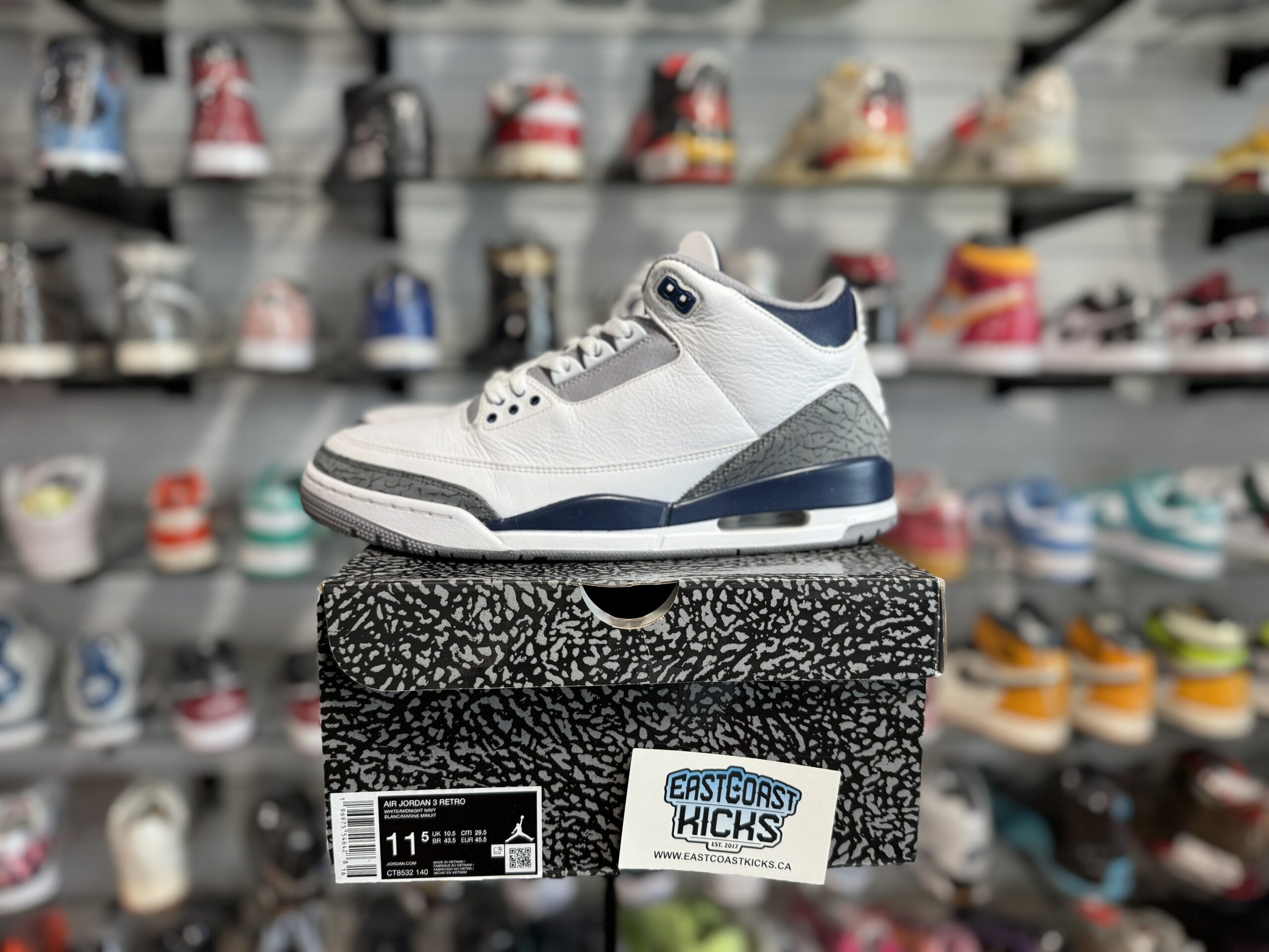 Preowned Jordan 3 Retro Cement Grey Size 12 - Image 4