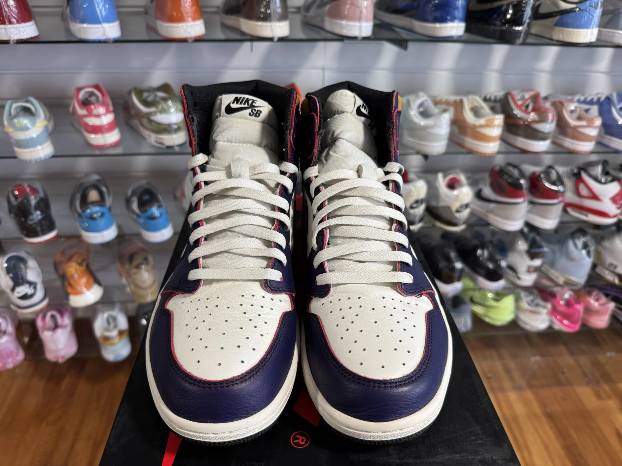 Preowned Jordan 1 High Defiant SB LA to Chicago Size 13 - Image 2